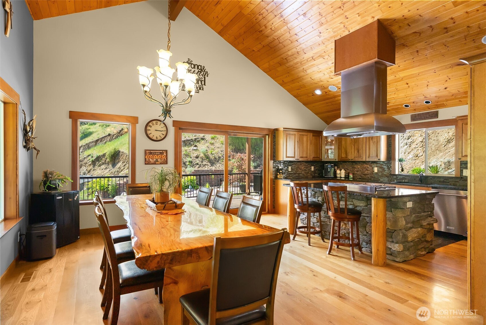 5230 Crum Canyon Road Property Photo 11