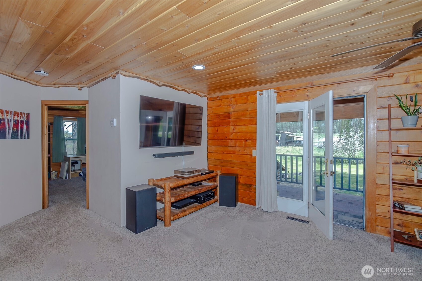 798 Barzee Road Property Photo 9