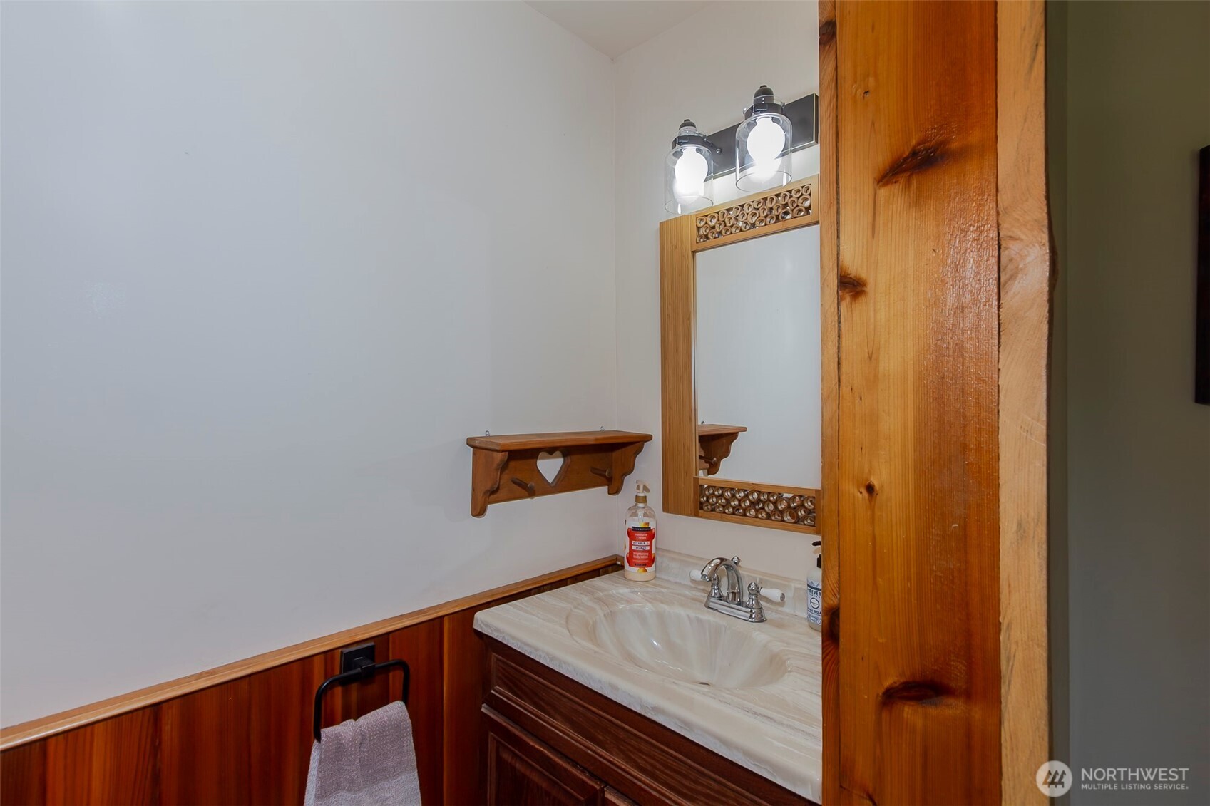 798 Barzee Road Property Photo 11