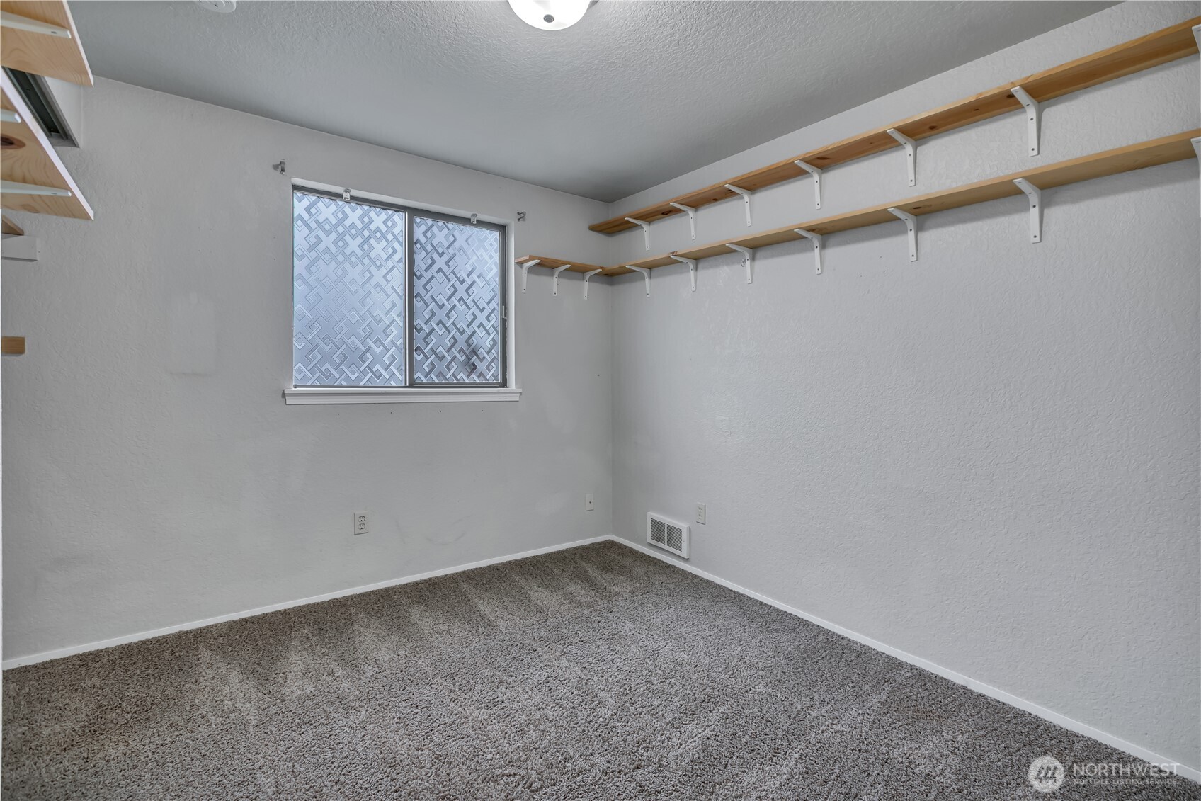1705 S 88th Street Property Photo 11