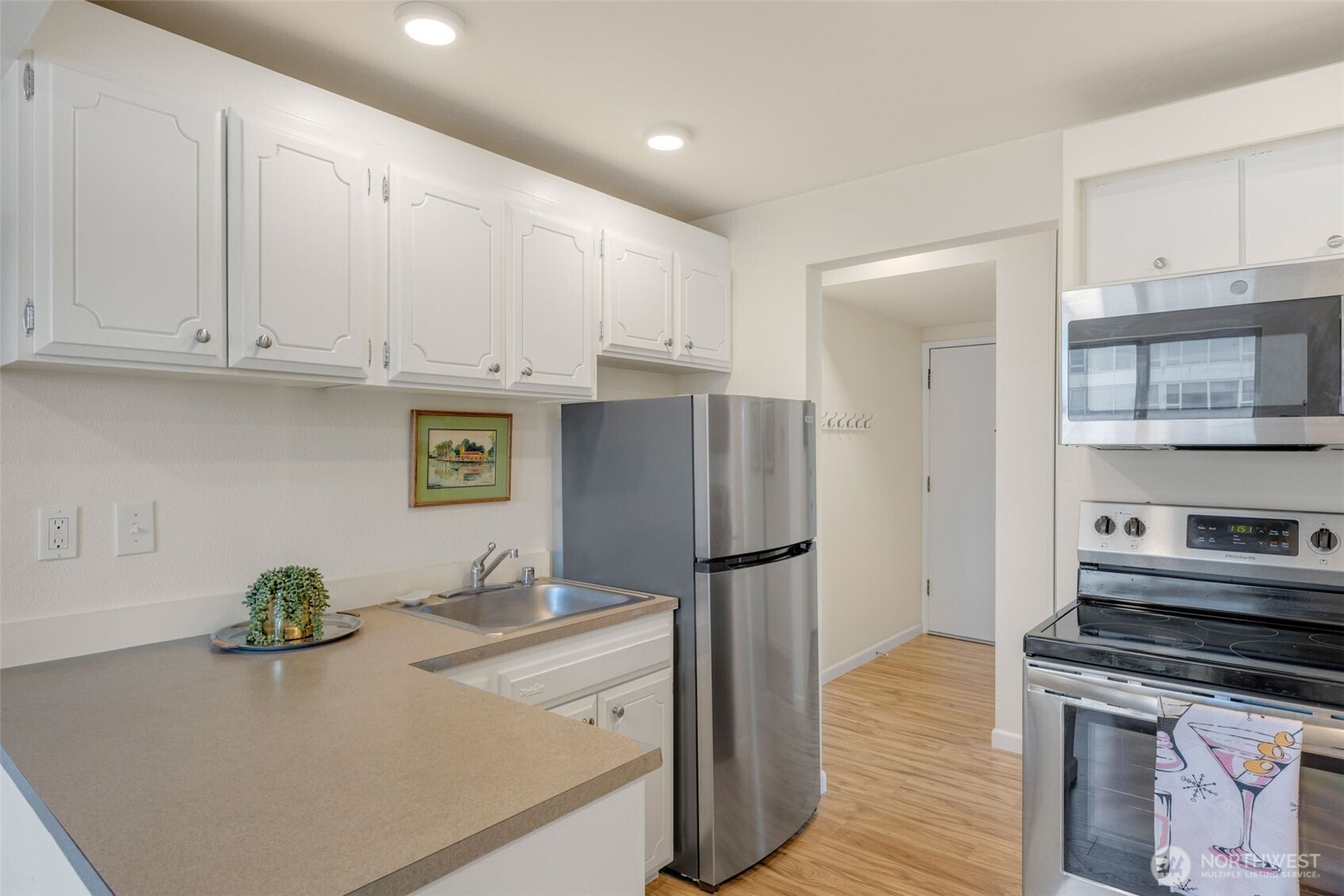 507 W Mercer Street 704 Property Photo 14