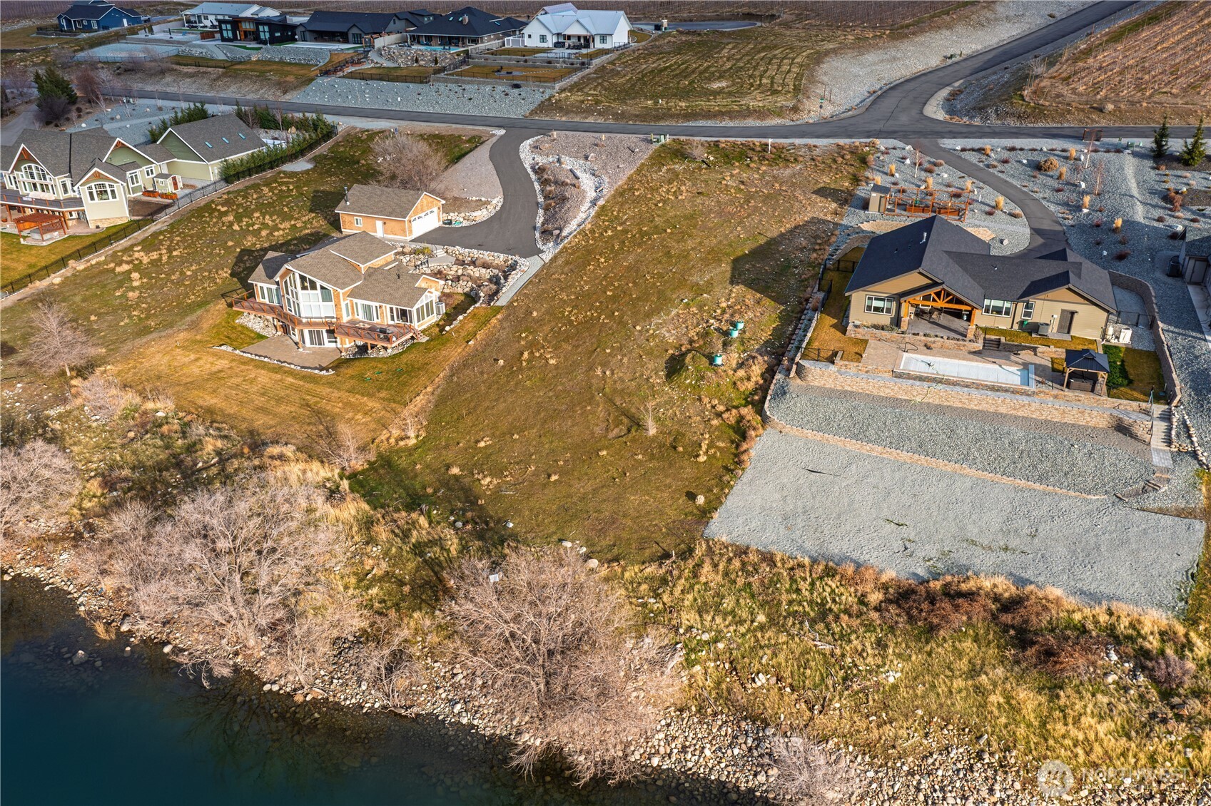 23 N Shore Drive Property Photo 11