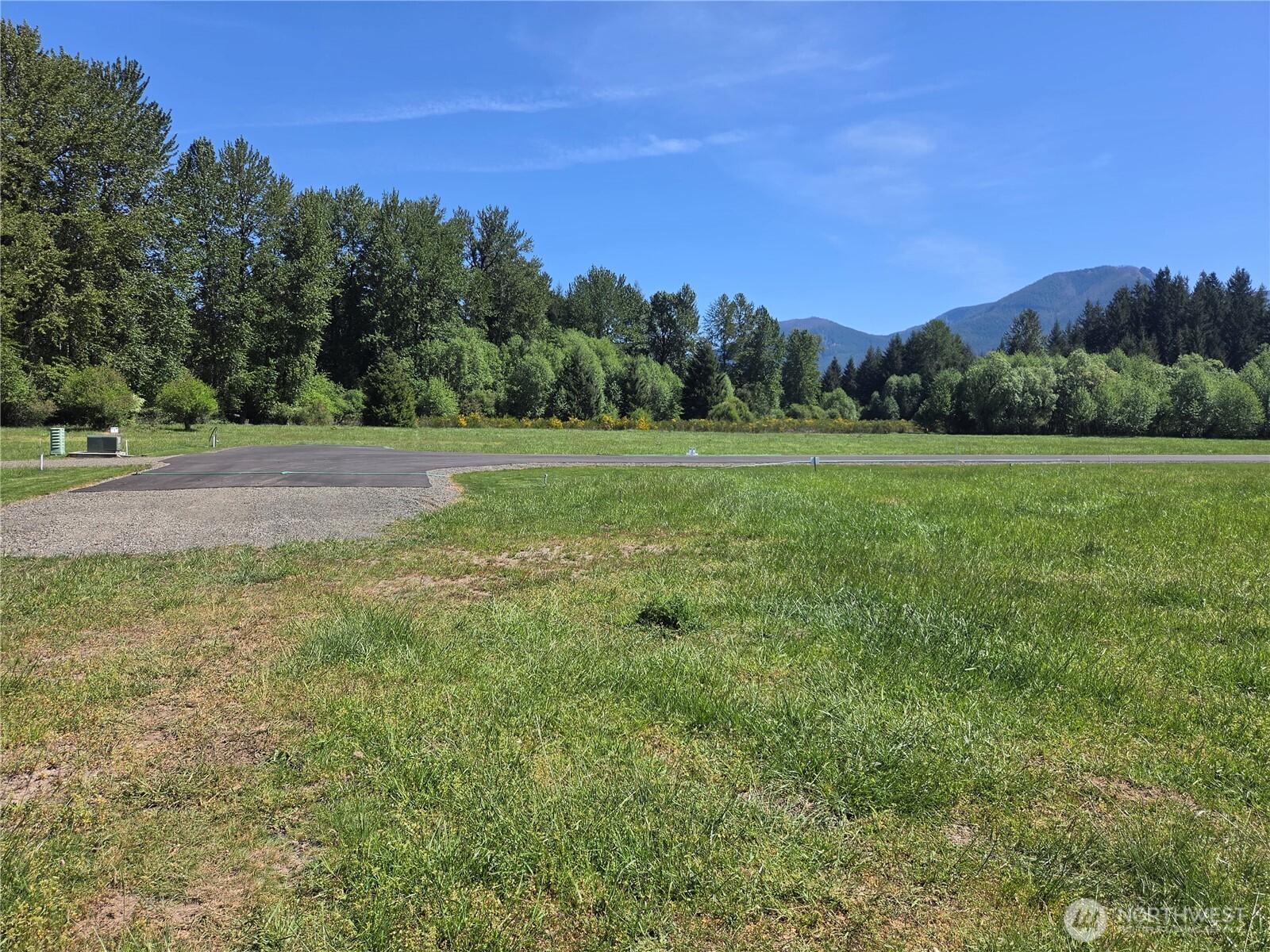 127 Campfire Lane Property Photo 6