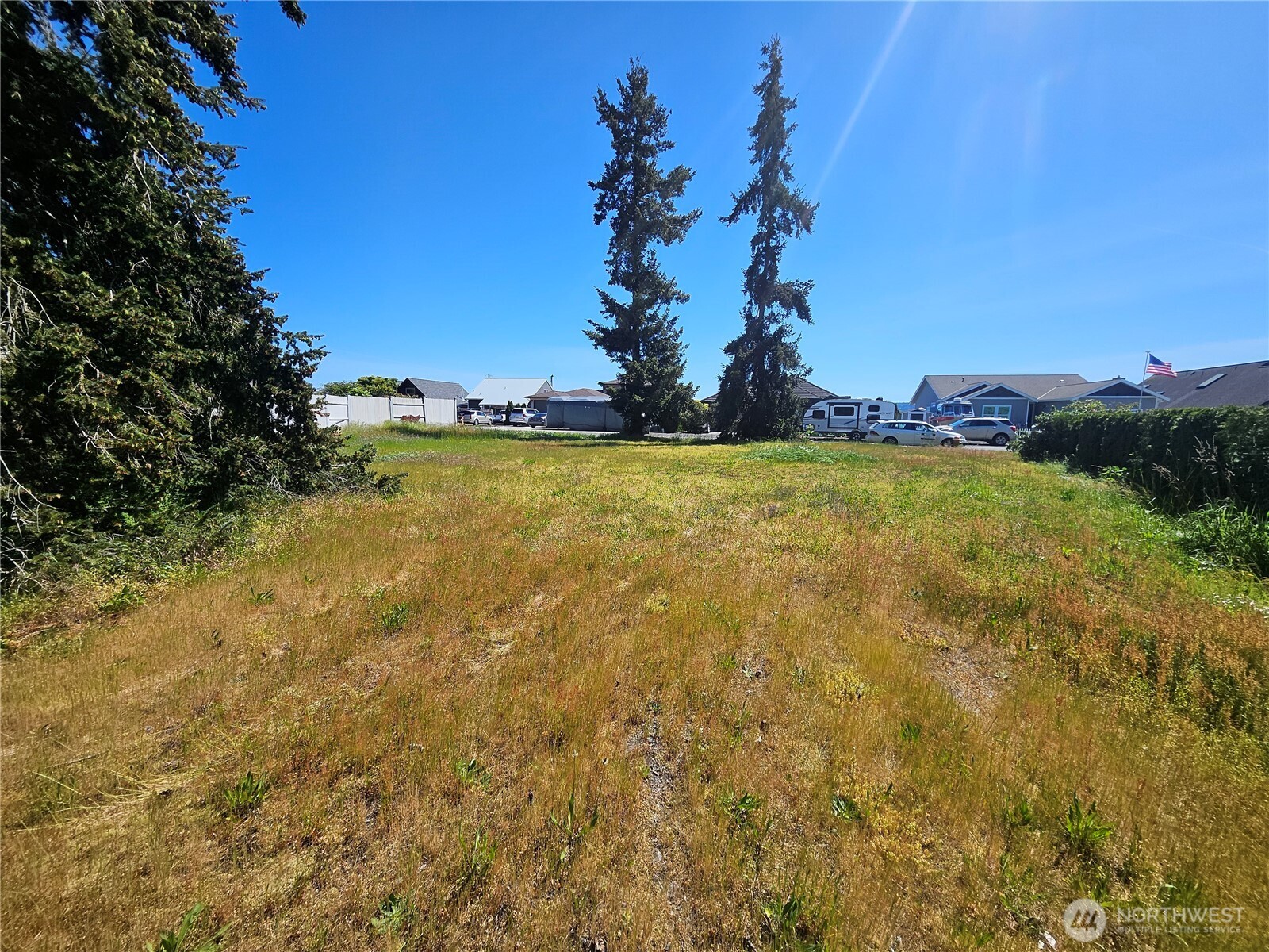 271 N Beach Drive Property Photo 5