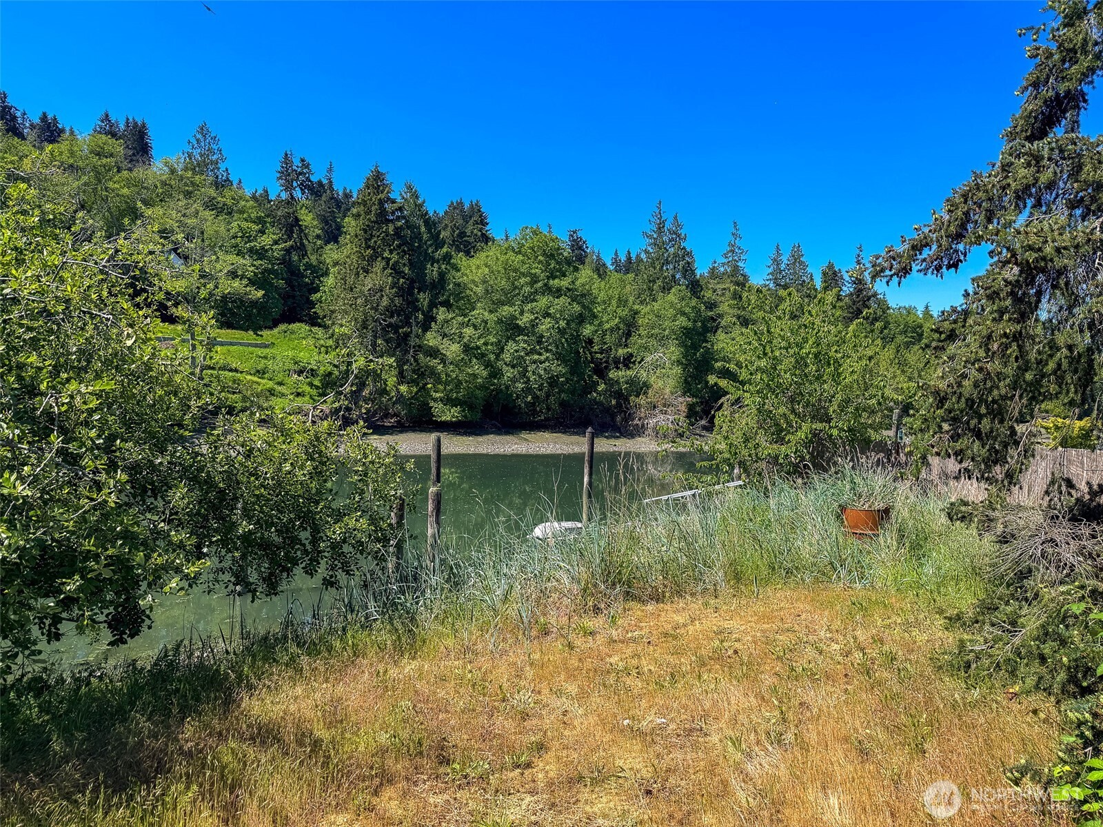 271 N Beach Drive Property Photo 9
