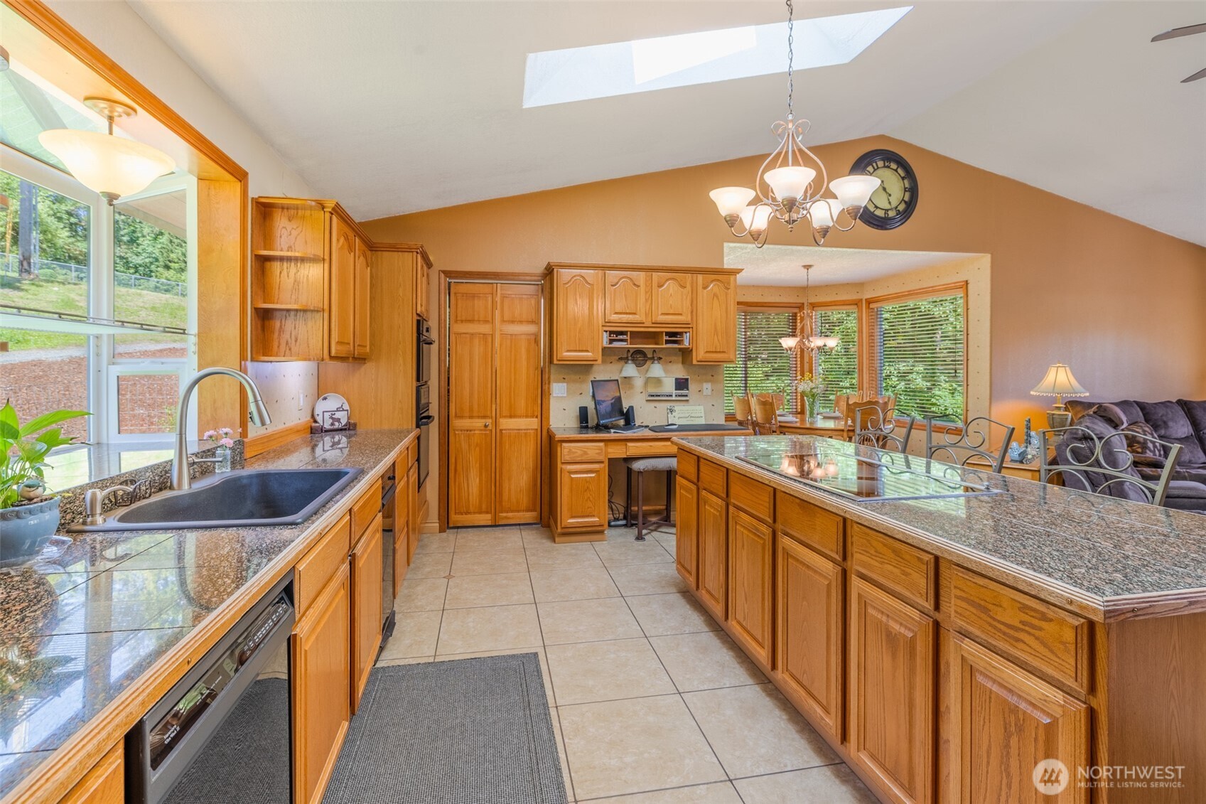 4607 44th Avenue Property Photo 16