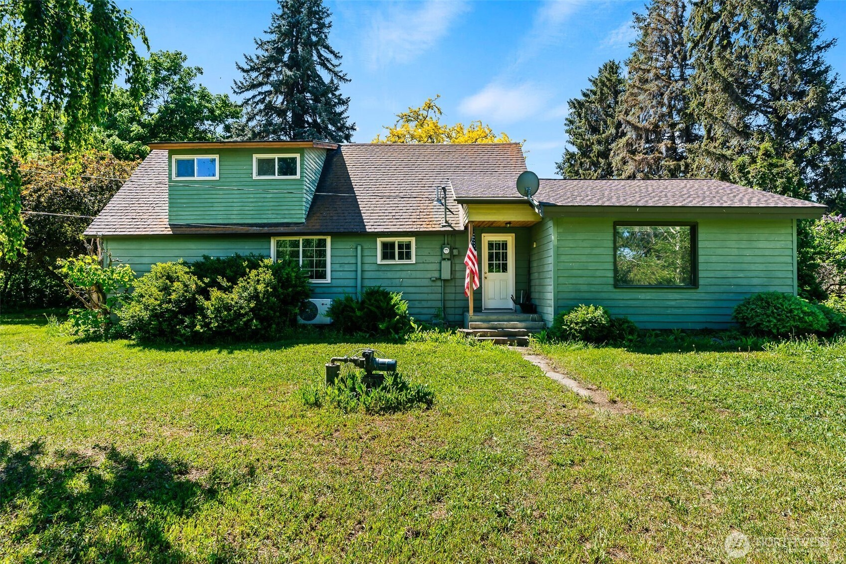 2091 Orchard Rd Property Photo 1