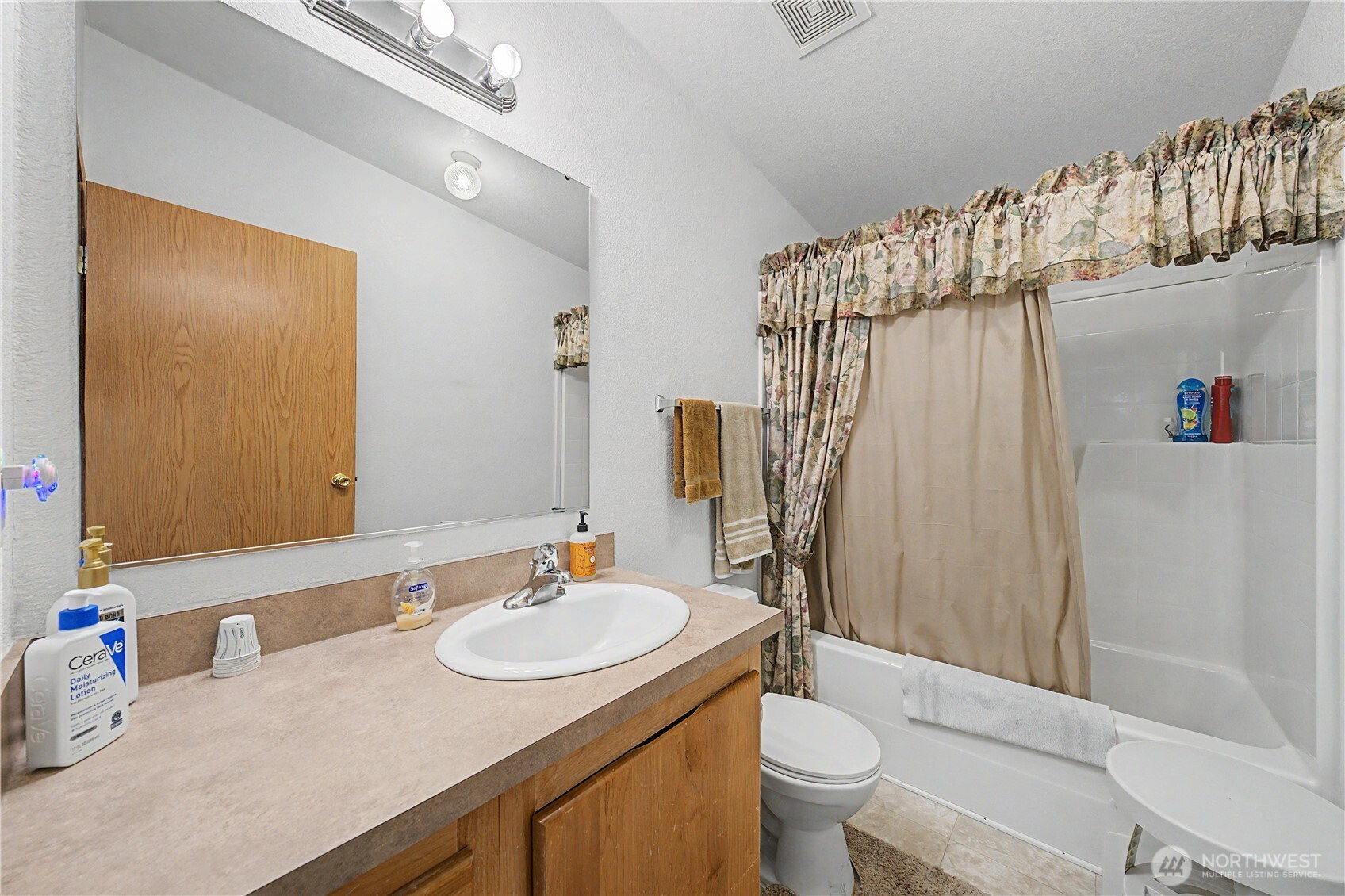 426 7th Ave Se Property Photo 12