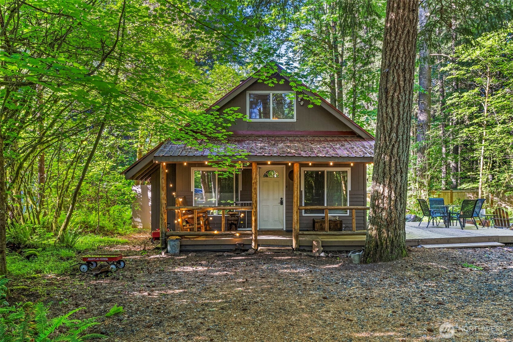 139 Mount Rainier Drive Property Photo 1