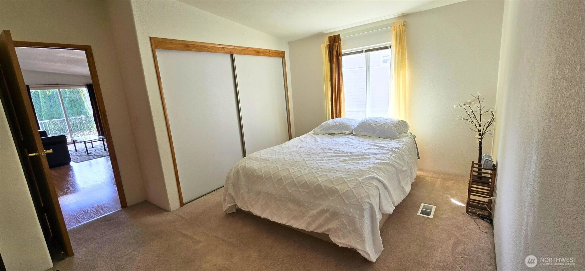 921 Autumn Lane 221 Property Photo 21