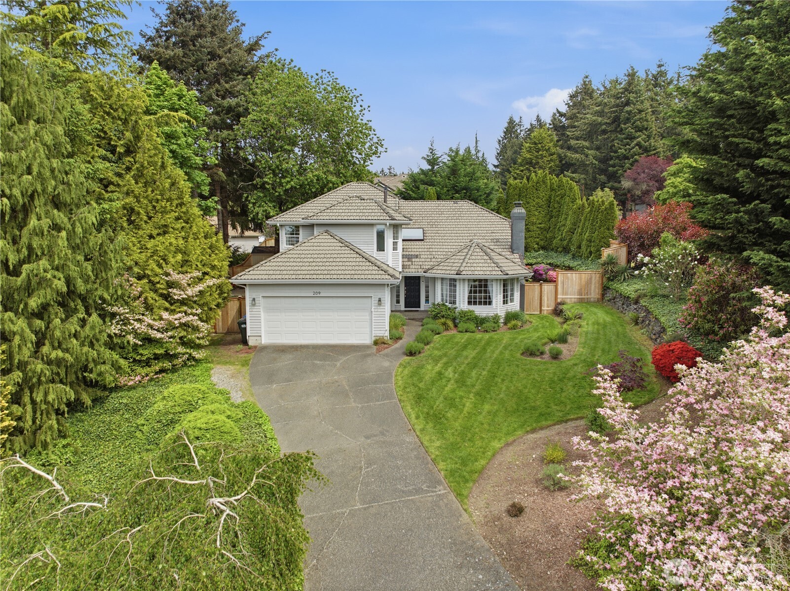 209 Casey Court Property Photo 1
