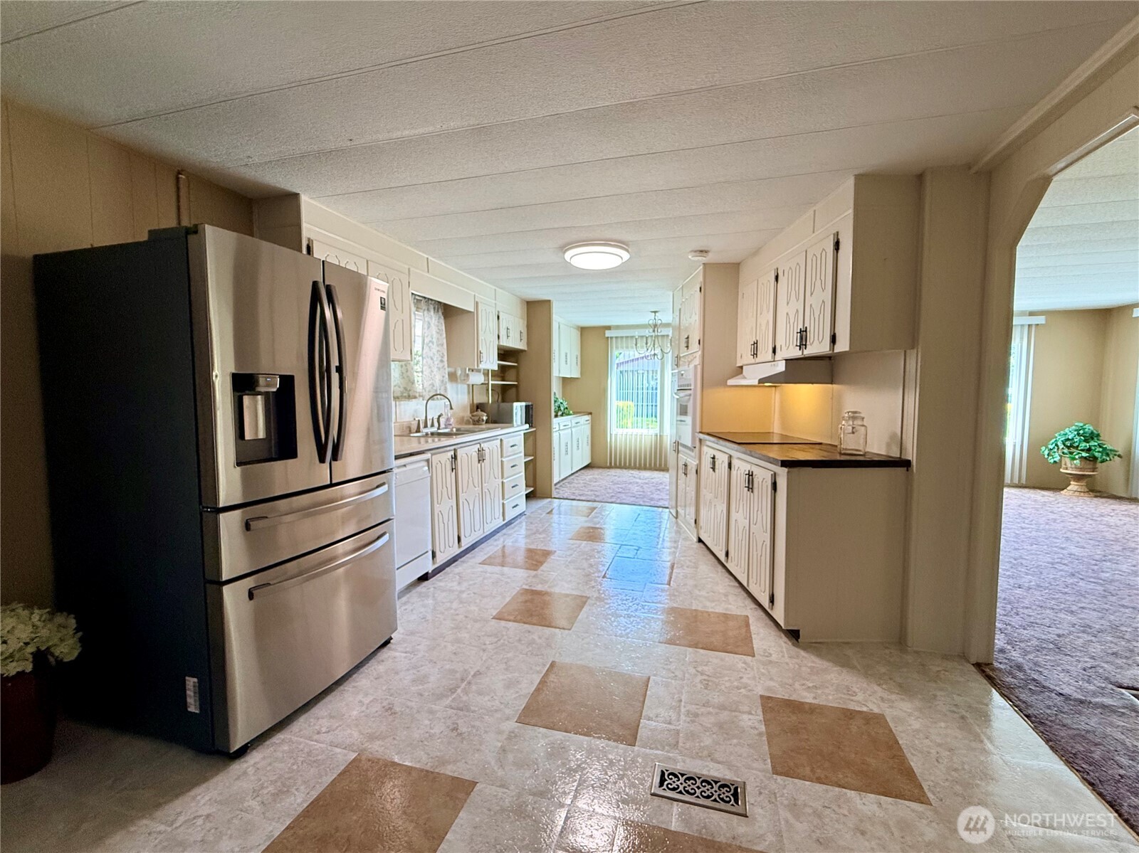 1410 Alonda Lane Property Photo 7