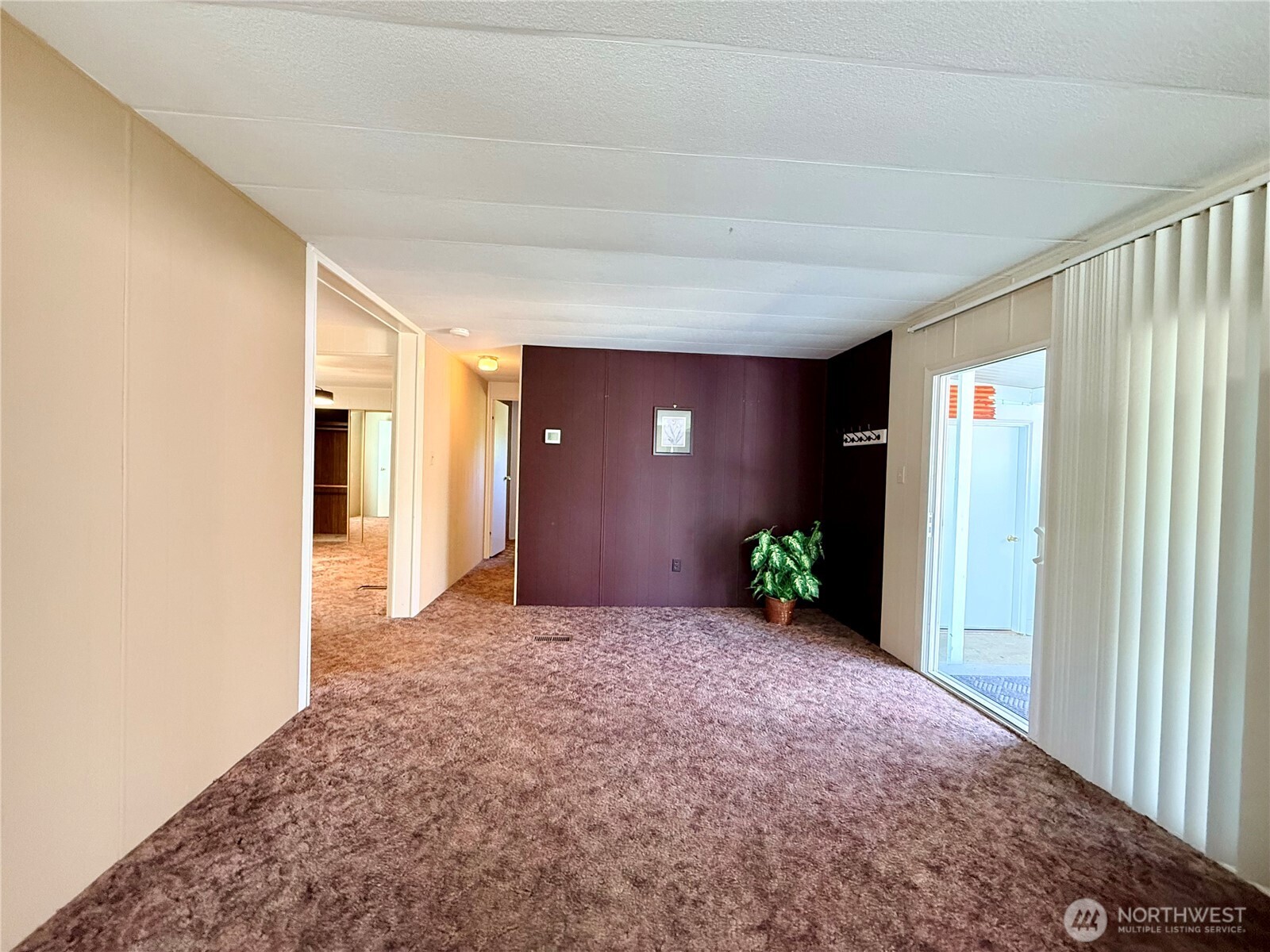 1410 Alonda Lane Property Photo 8