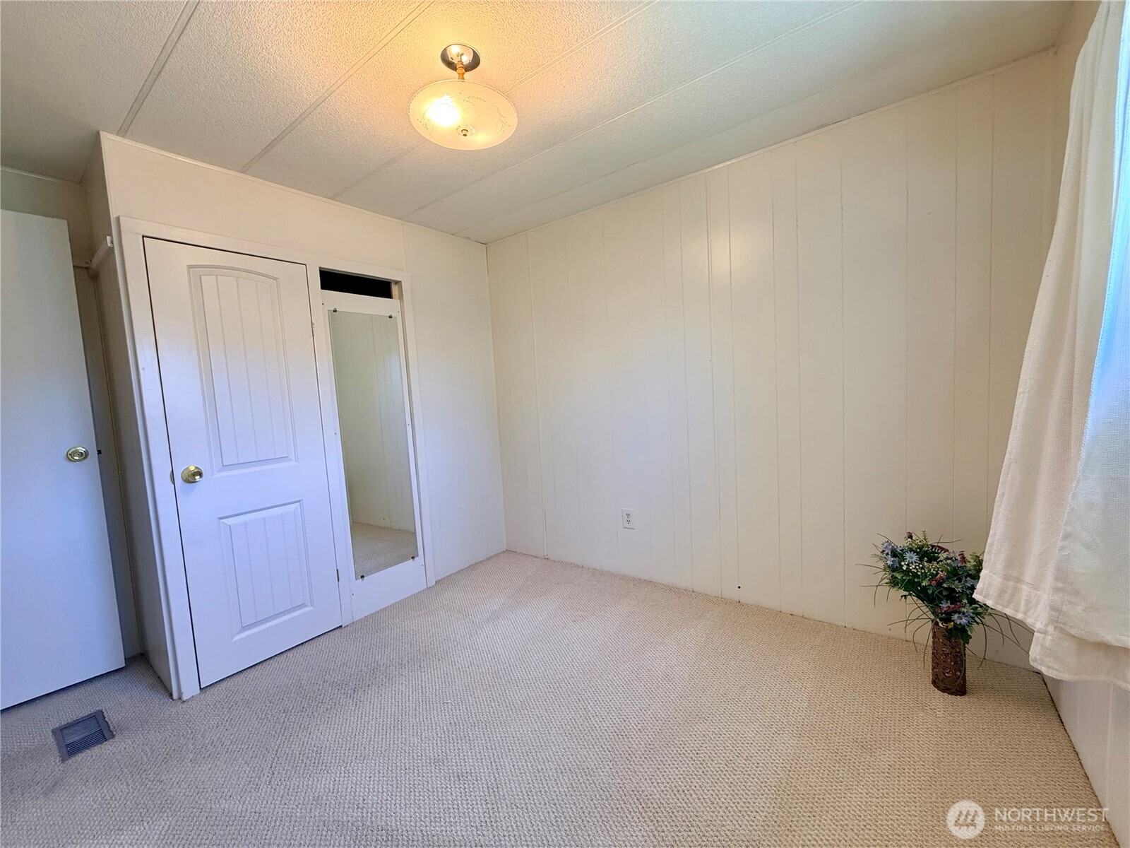 1410 Alonda Lane Property Photo 10