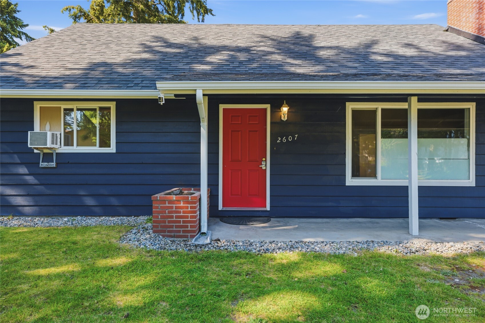 2607 92nd Street Property Photo 1