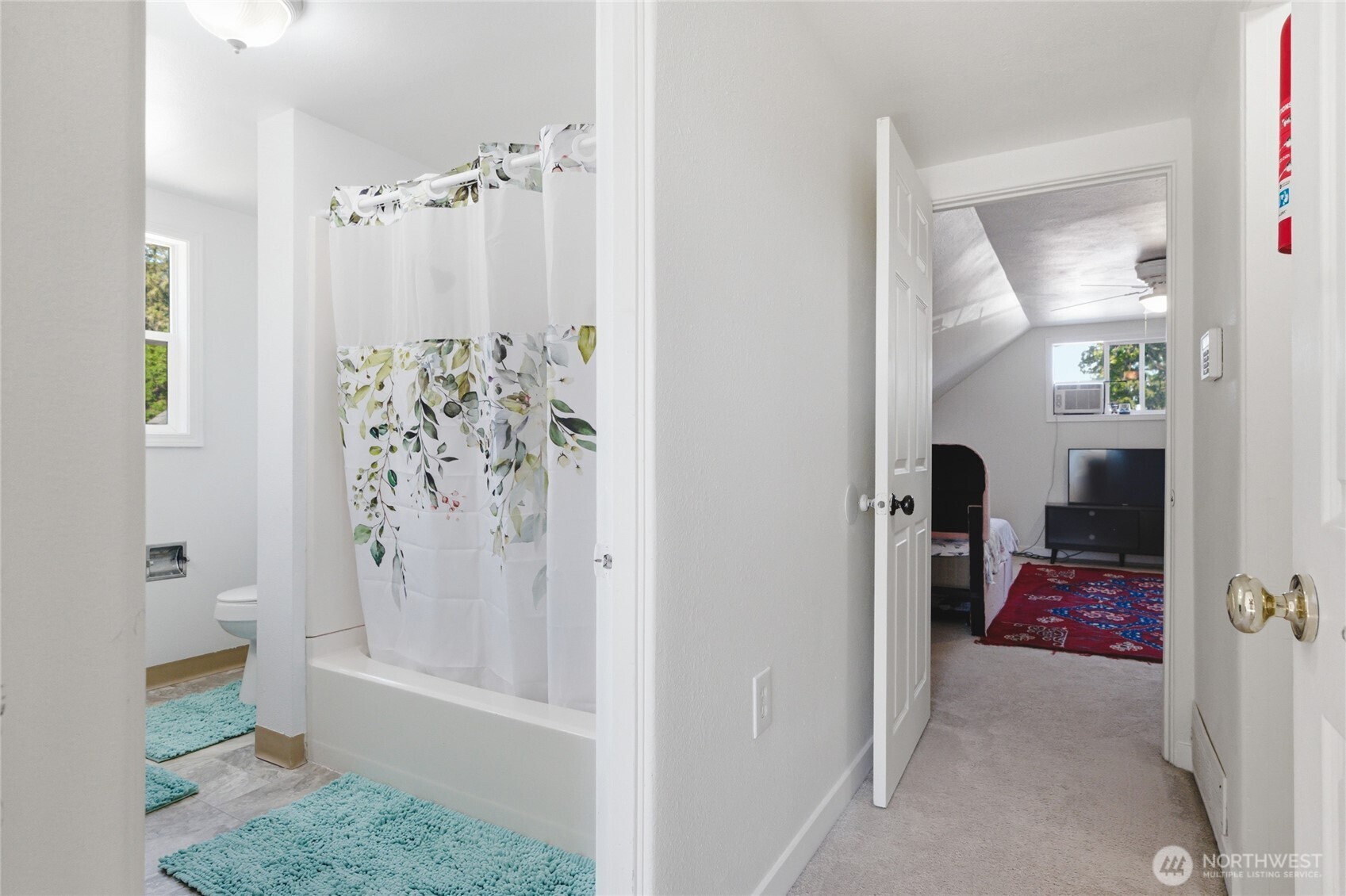 2607 92nd Street Property Photo 17