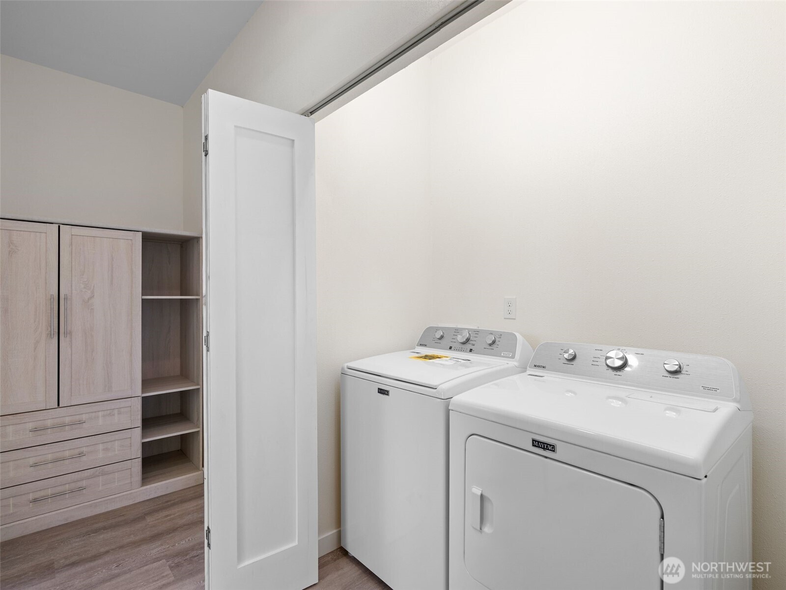 31904 I Street Property Photo 6