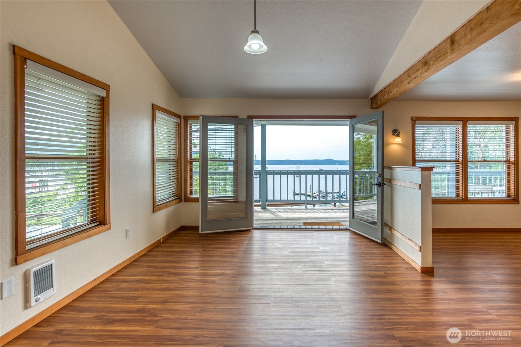 942 Deer Harbor Road Property Photo 4