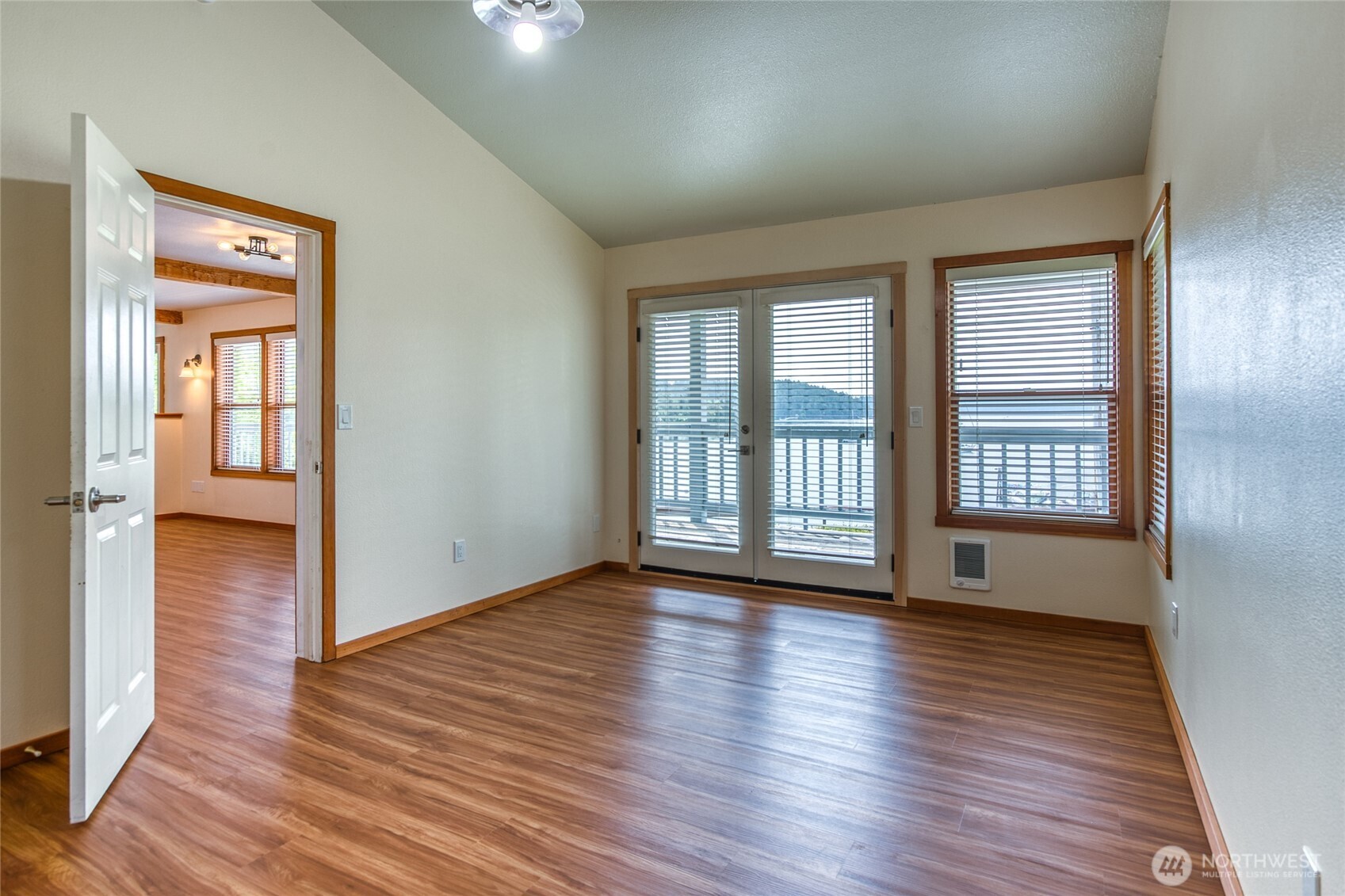 942 Deer Harbor Road Property Photo 13