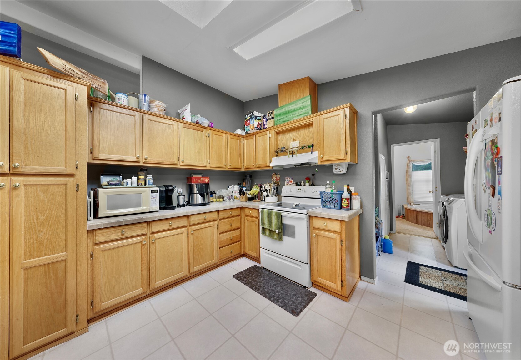 7928 Portal Way Property Photo 20