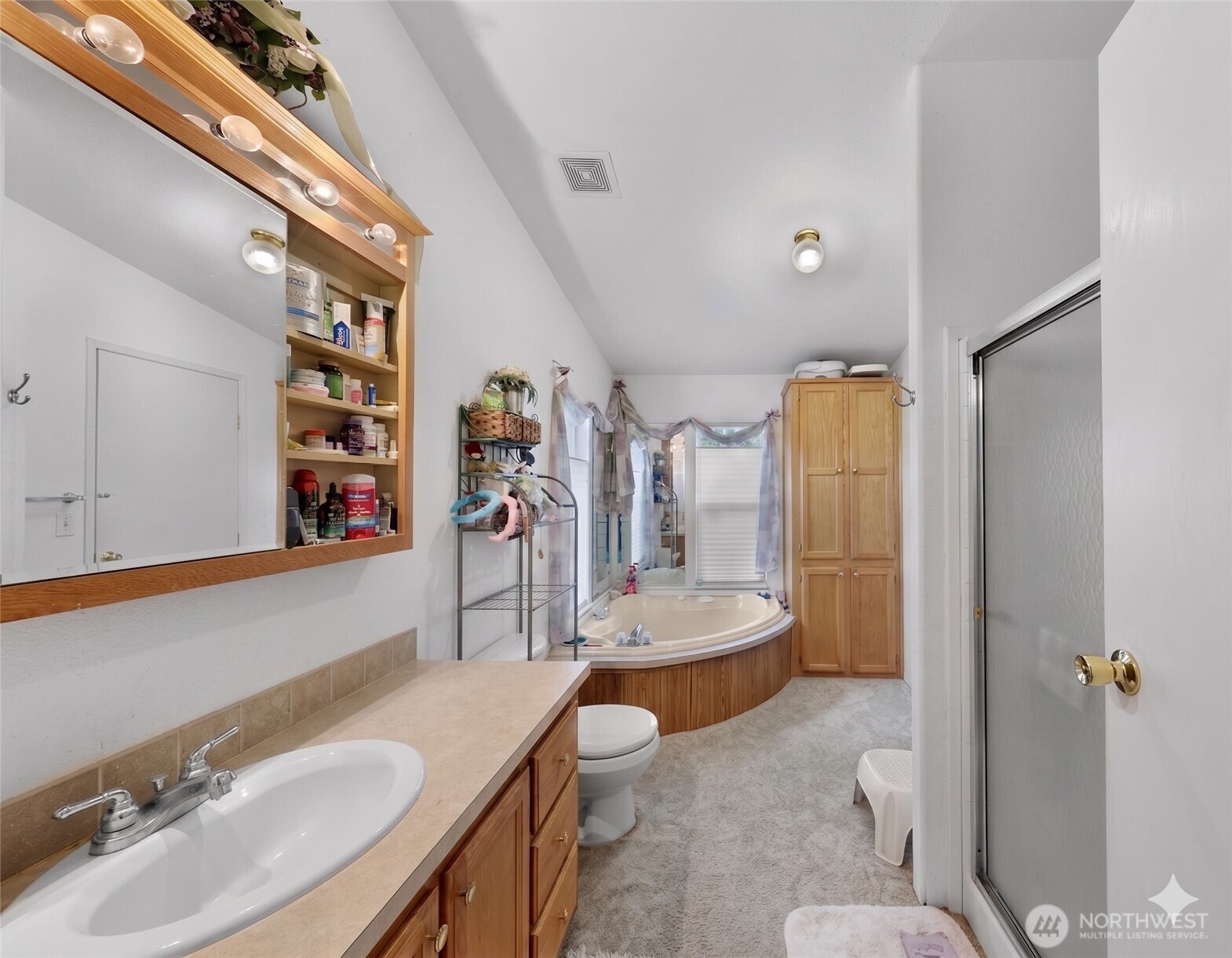 7928 Portal Way Property Photo 23
