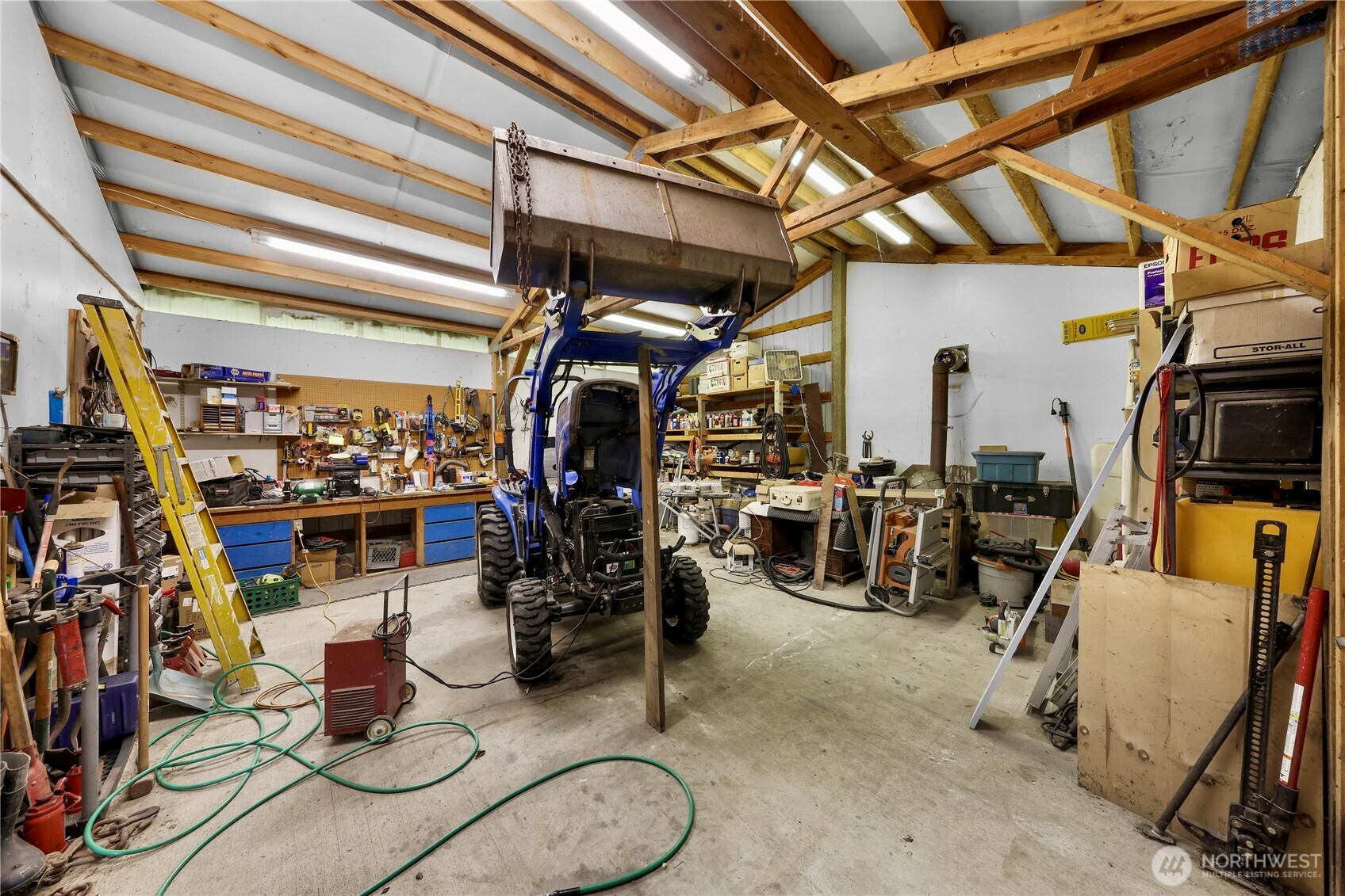 7928 Portal Way Property Photo 27