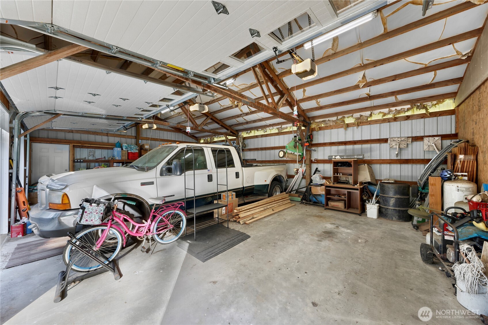 7928 Portal Way Property Photo 28