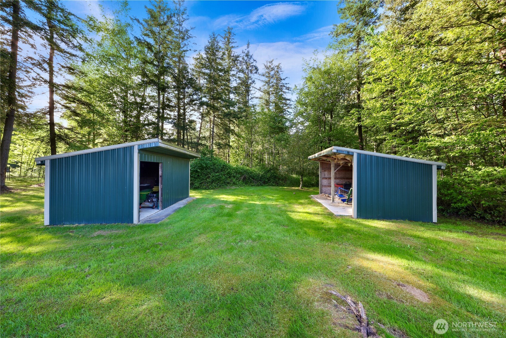 7928 Portal Way Property Photo 30