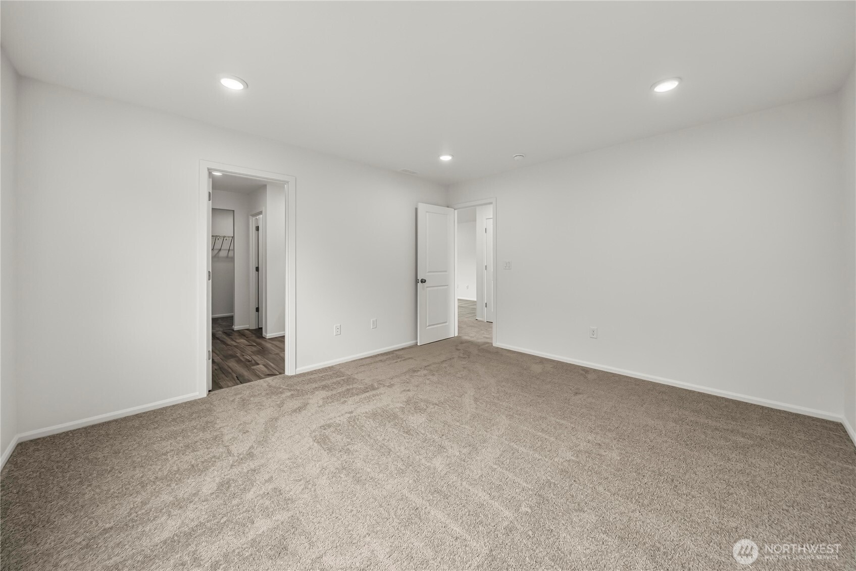 115 Willowbrook Drive Property Photo 18