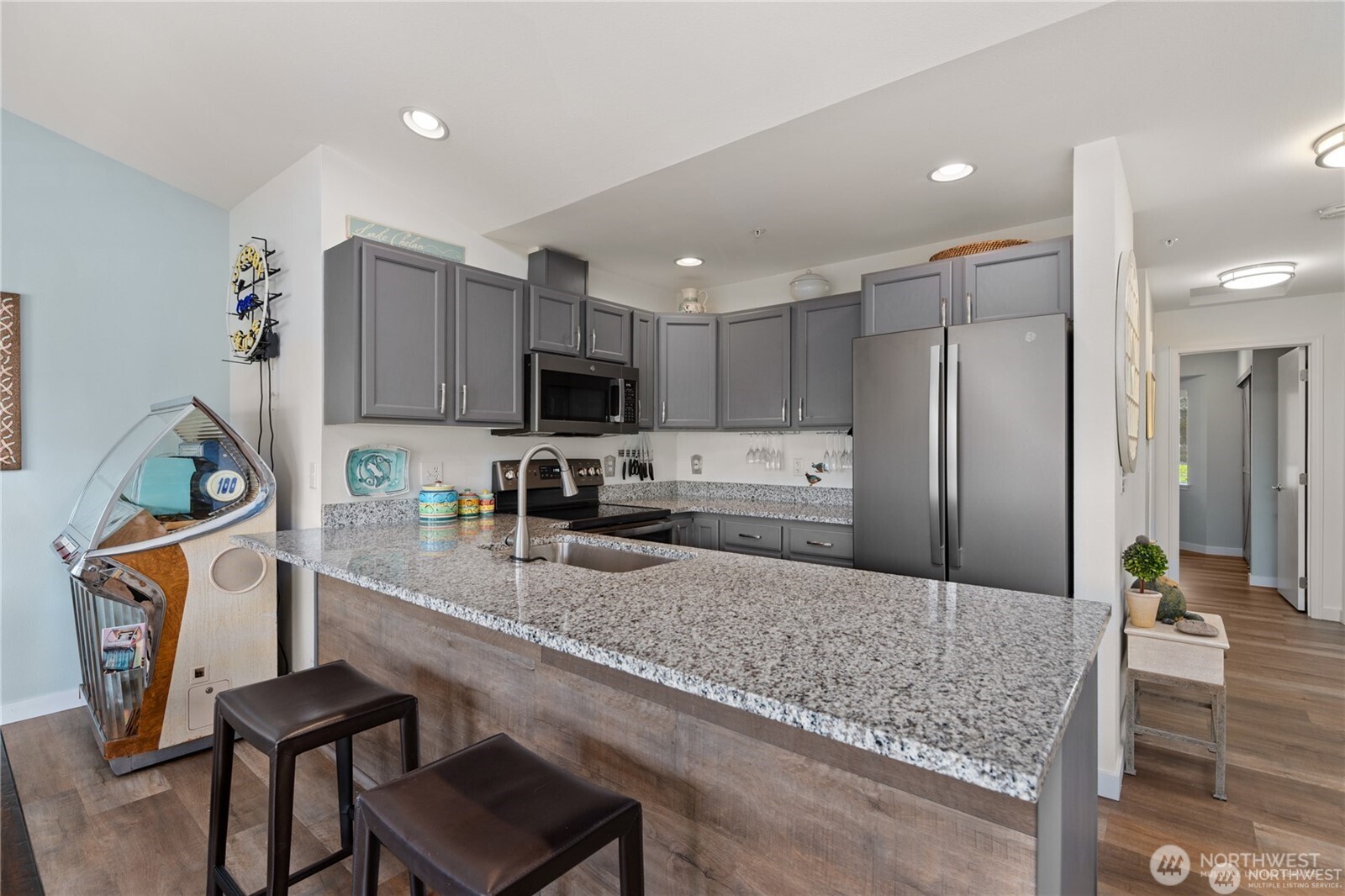 808 W Manson Highway B303 Property Photo 5