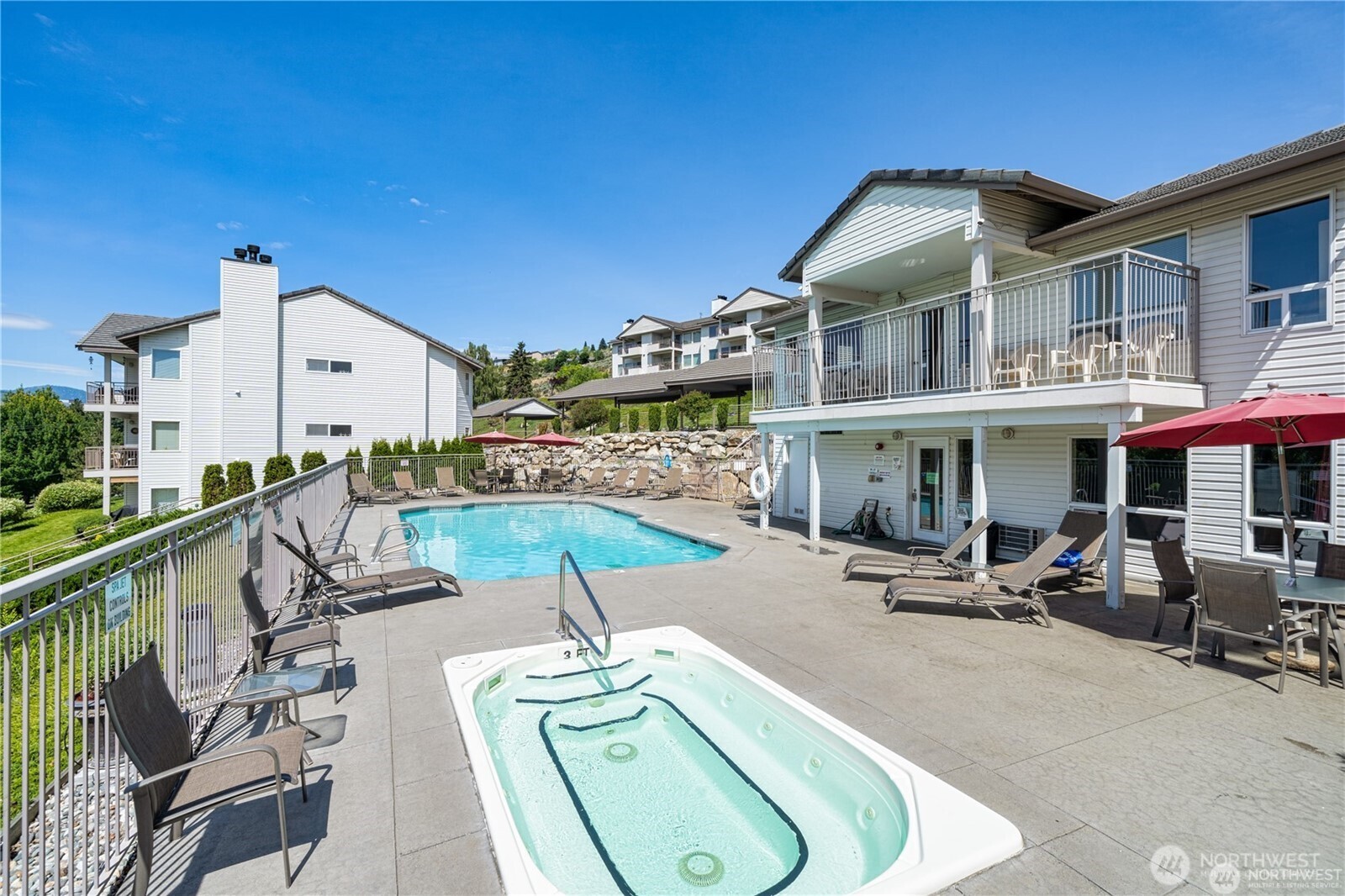 808 W Manson Highway B303 Property Photo 25