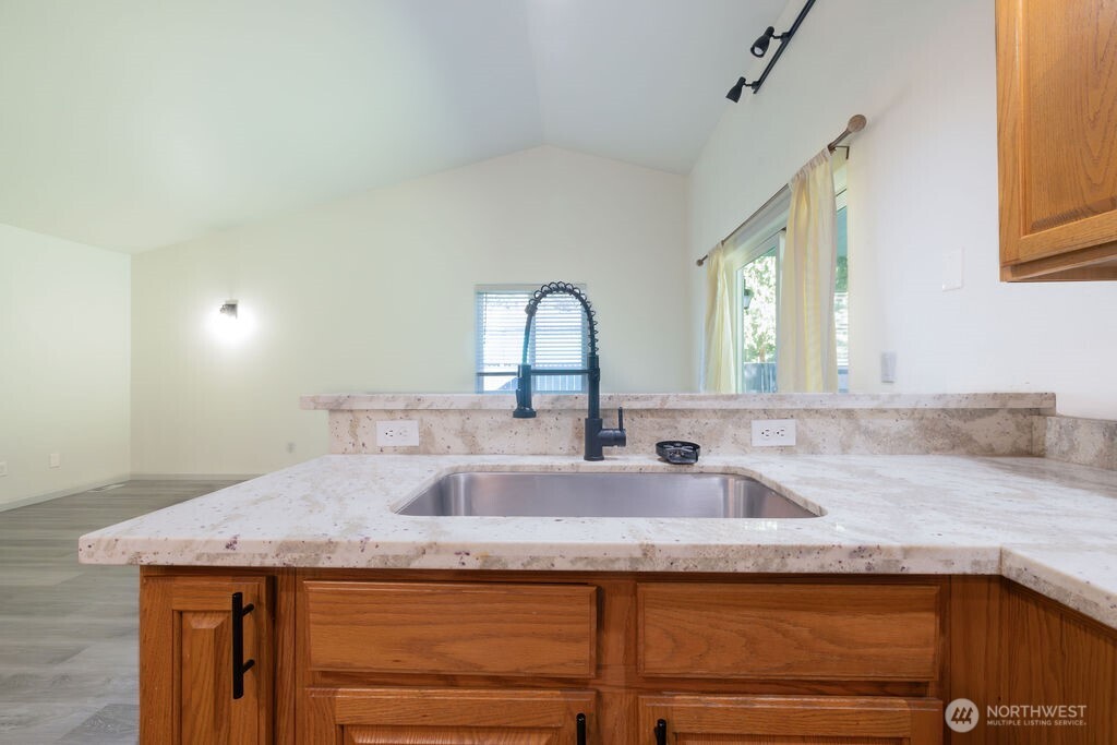 10720 Eustis Hunt Road Property Photo 13