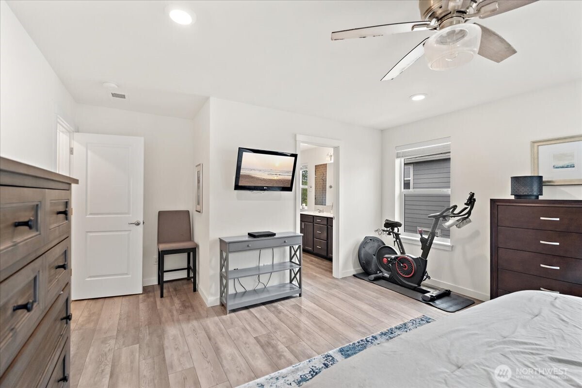 18104 Se 242nd Street Property Photo 25