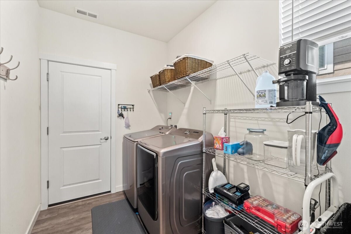 18104 Se 242nd Street Property Photo 27