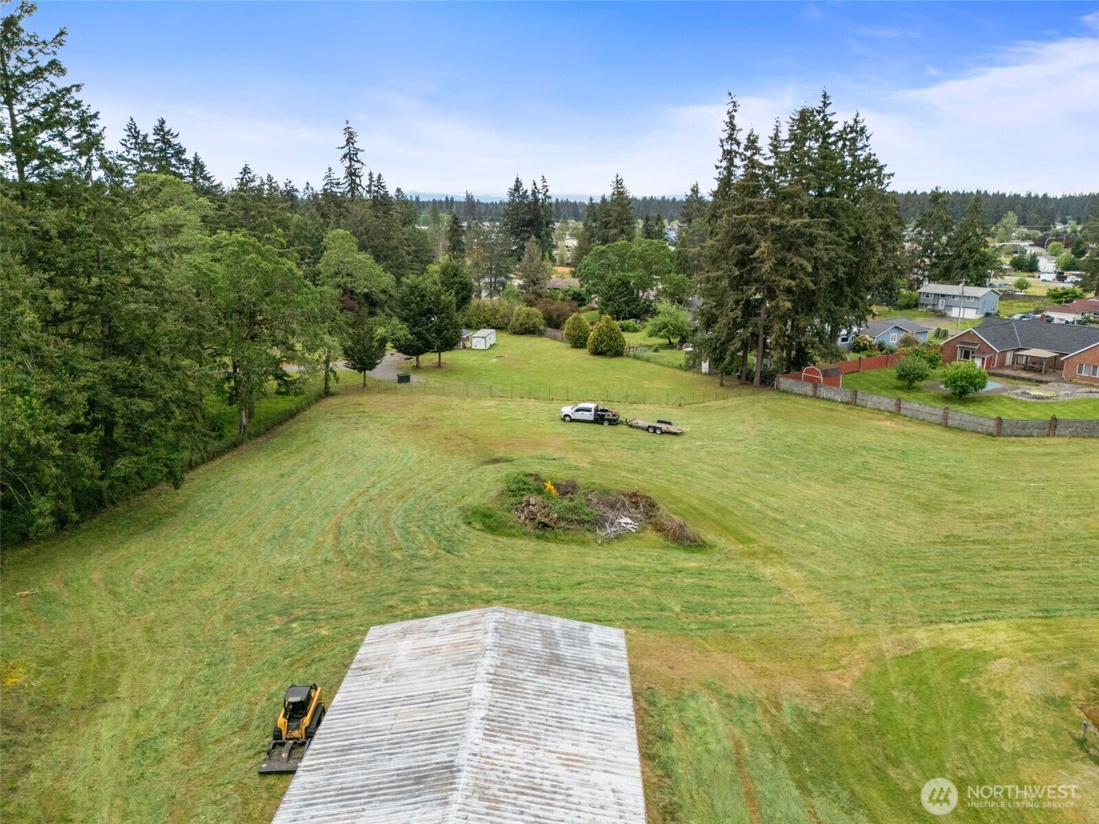 19608 8th Avenue Property Photo 7