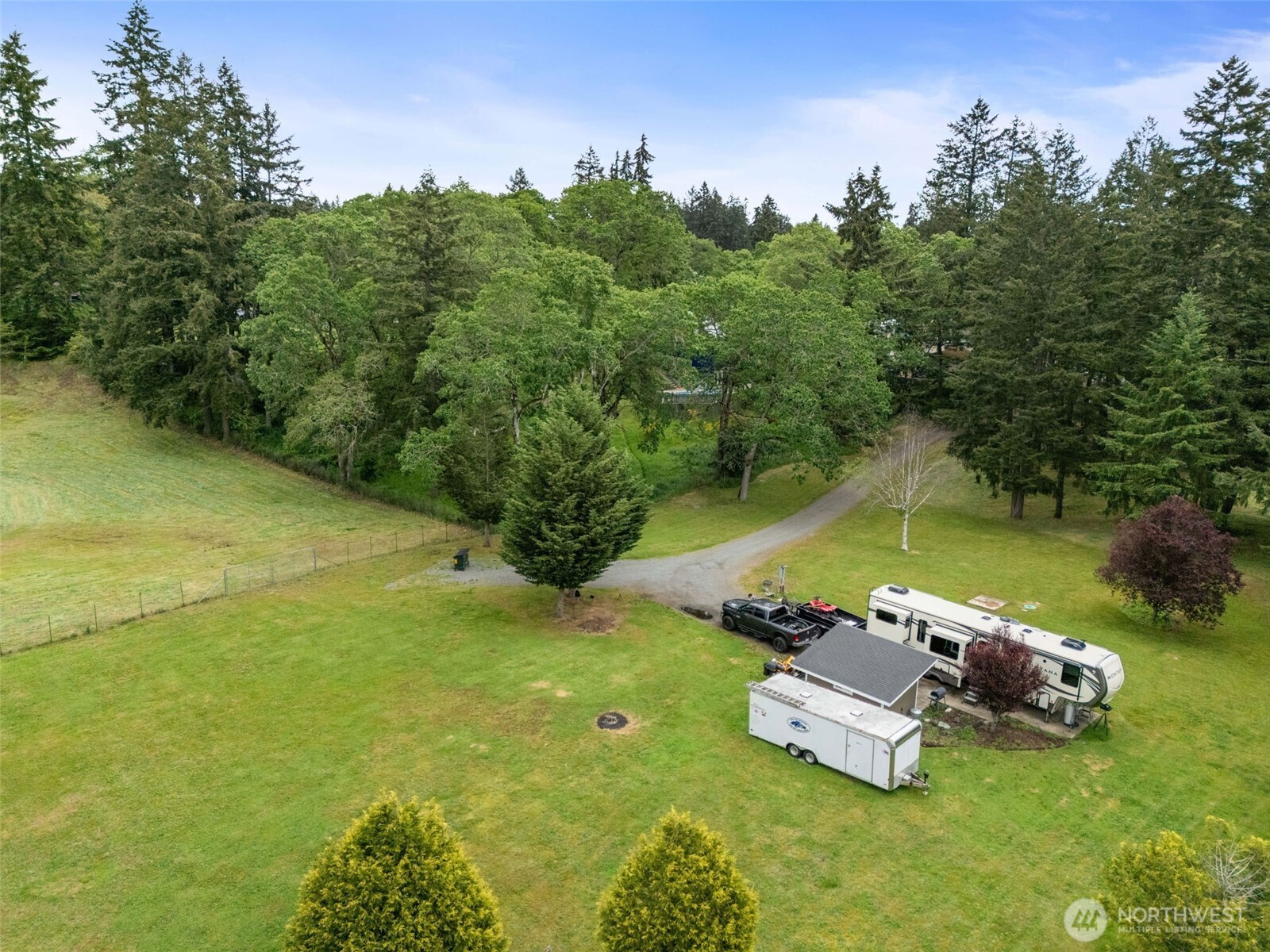 19608 8th Avenue Property Photo 10