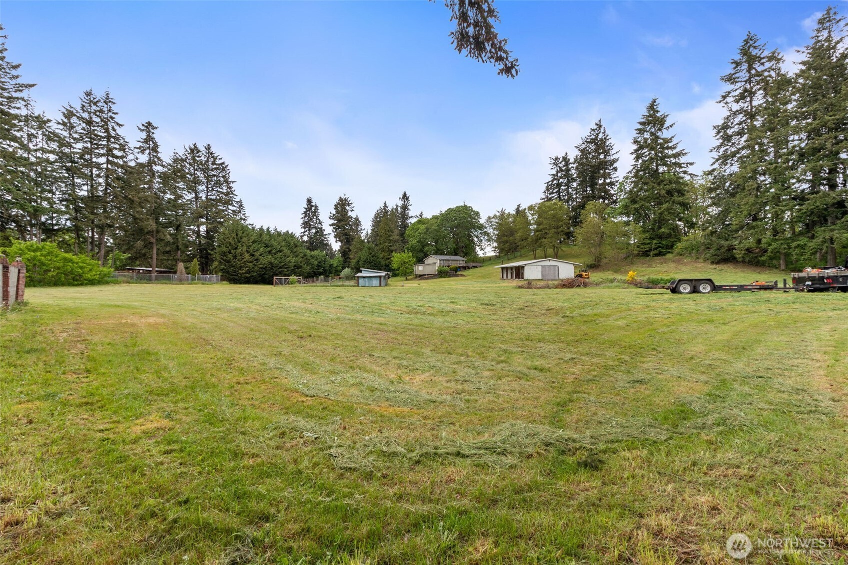 19608 8th Avenue Property Photo 14