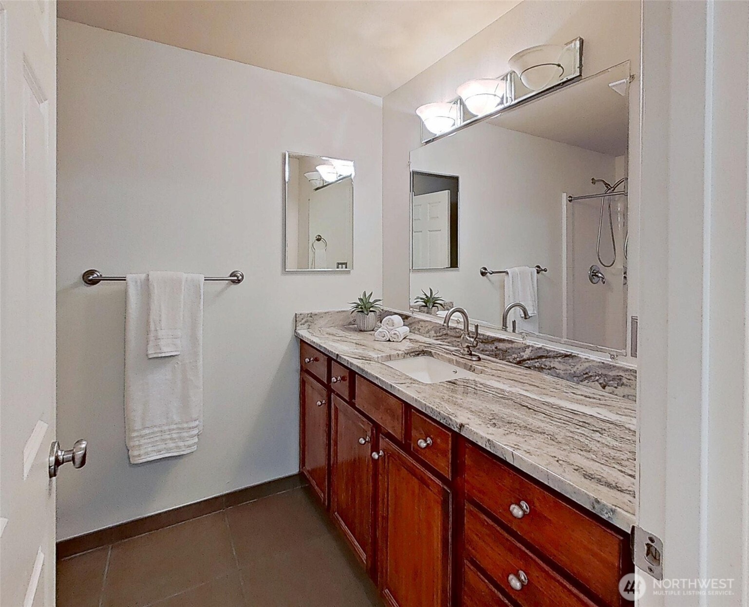 7217 87th Avenue Ct B Property Photo 17