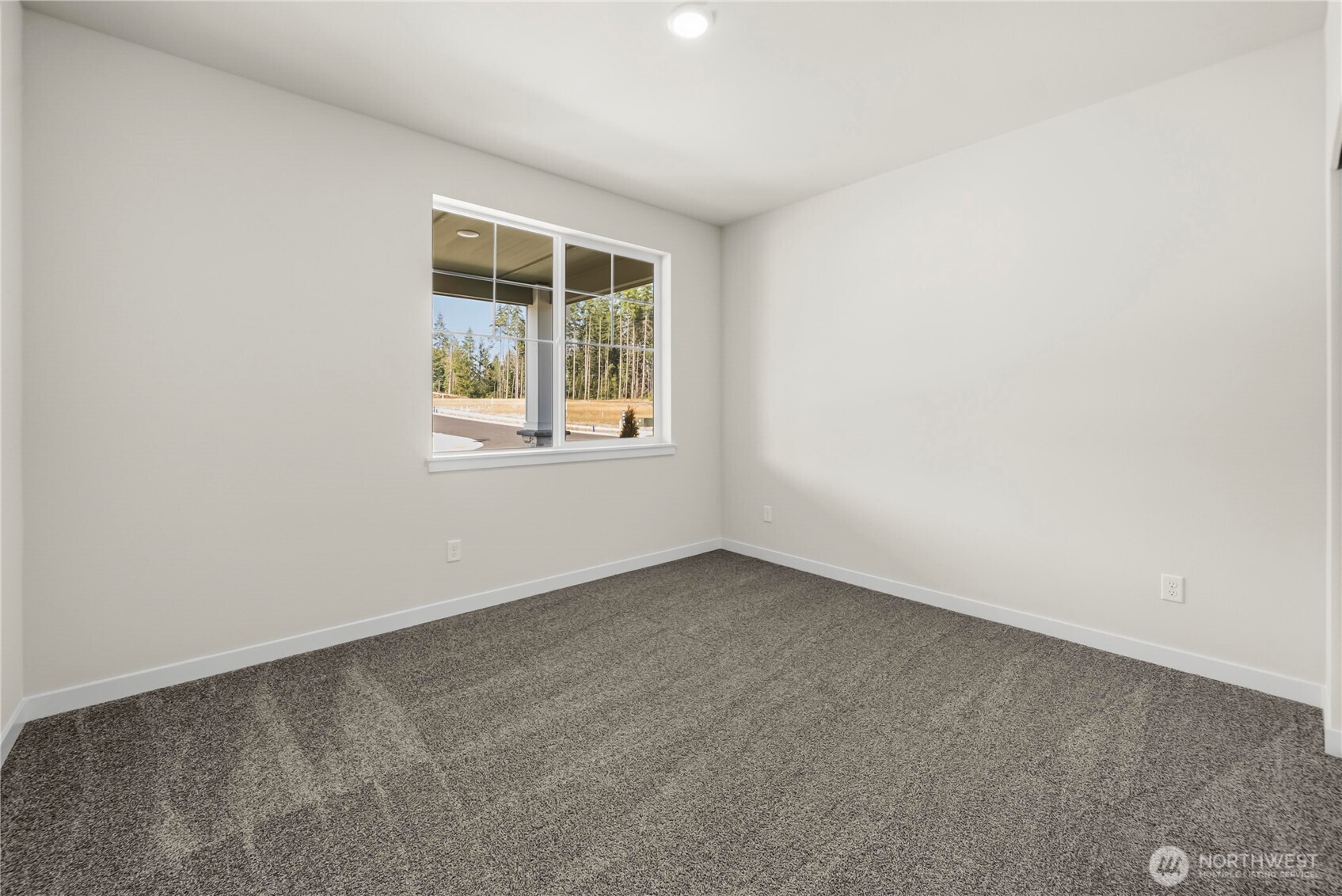 13905 207th Avenue Ct Property Photo 5
