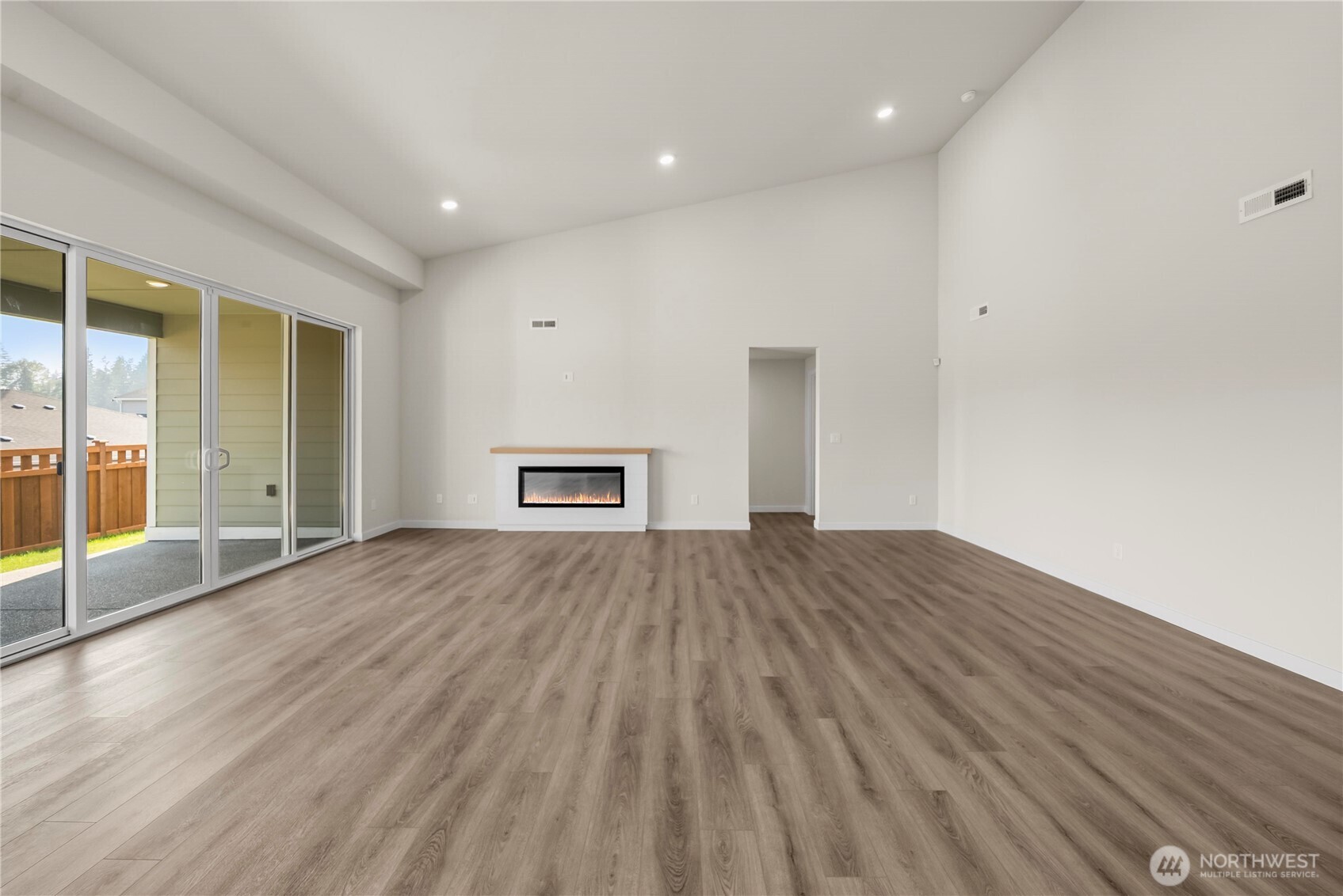 13905 207th Avenue Ct Property Photo 11