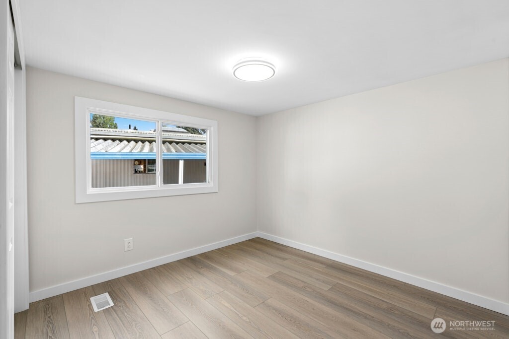 12200 Stone Avenue 38 Property Photo 11