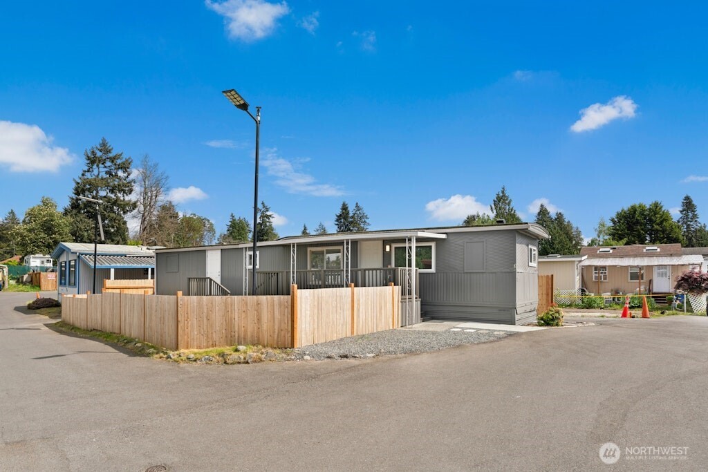12200 Stone Avenue 38 Property Photo 19