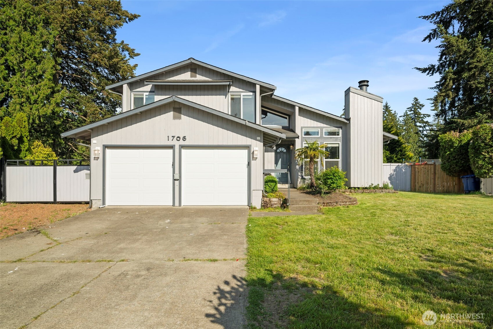 1706 Balsa Court Property Photo 1