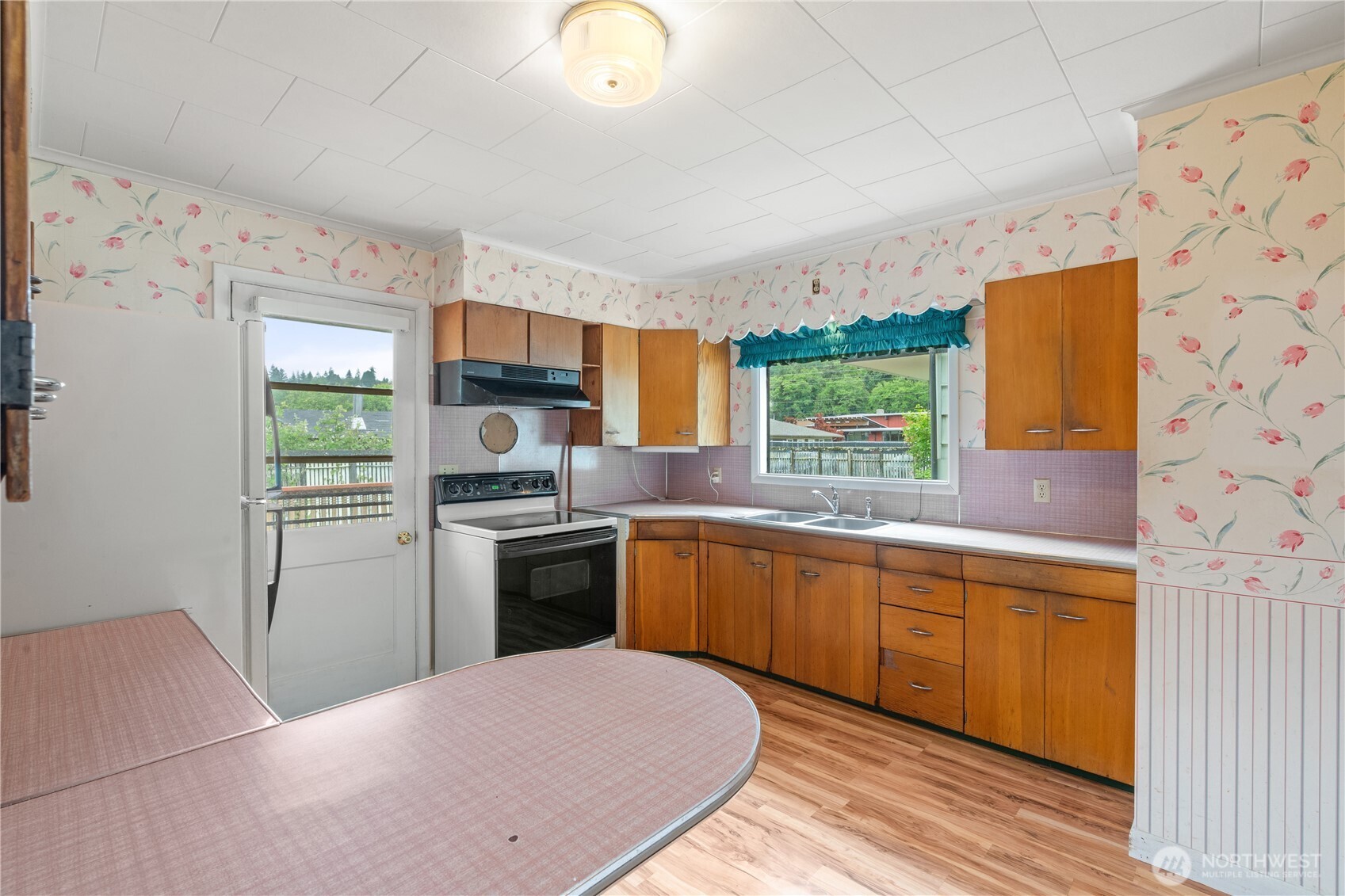 106 Jefferson Street Property Photo 10