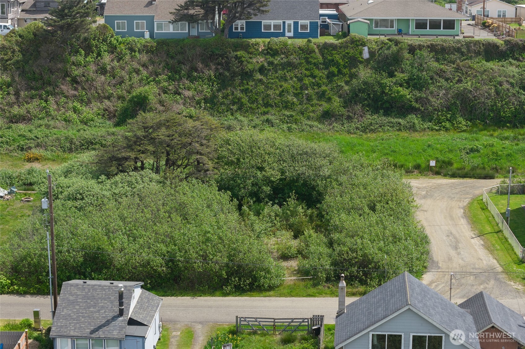 1 Pacific Avenue Property Photo 3