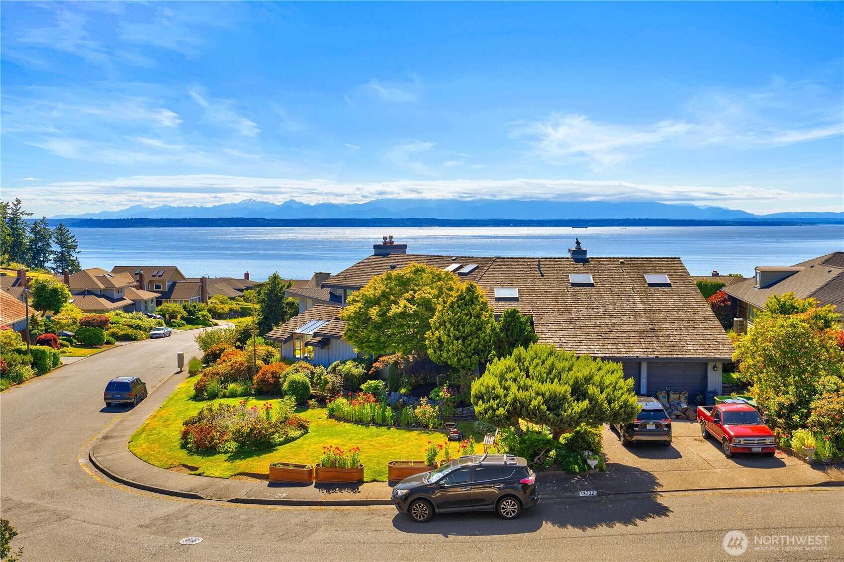 13731 65th Place Property Photo 1