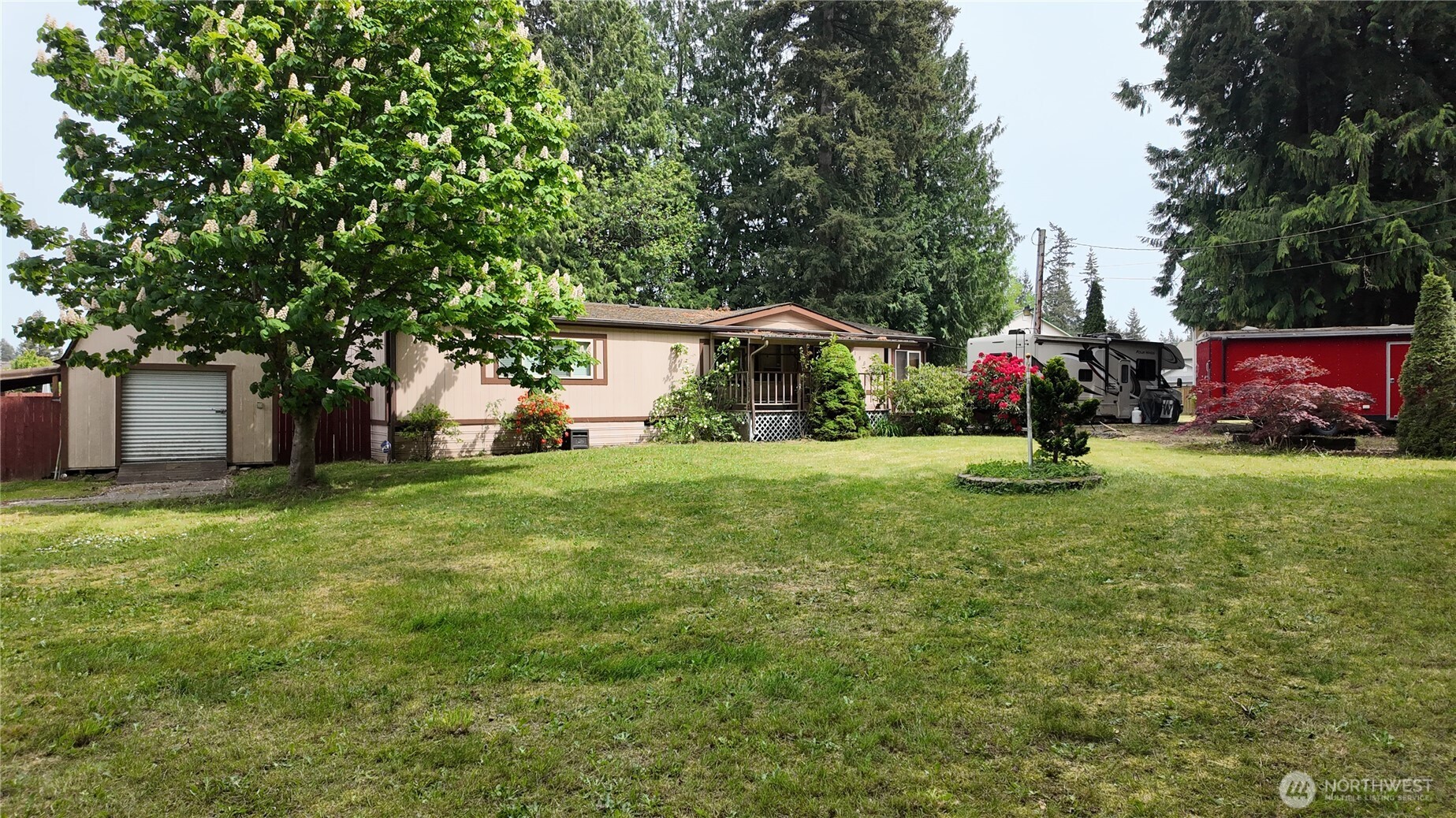 18621 Smokey Point Boulevard Property Photo 1