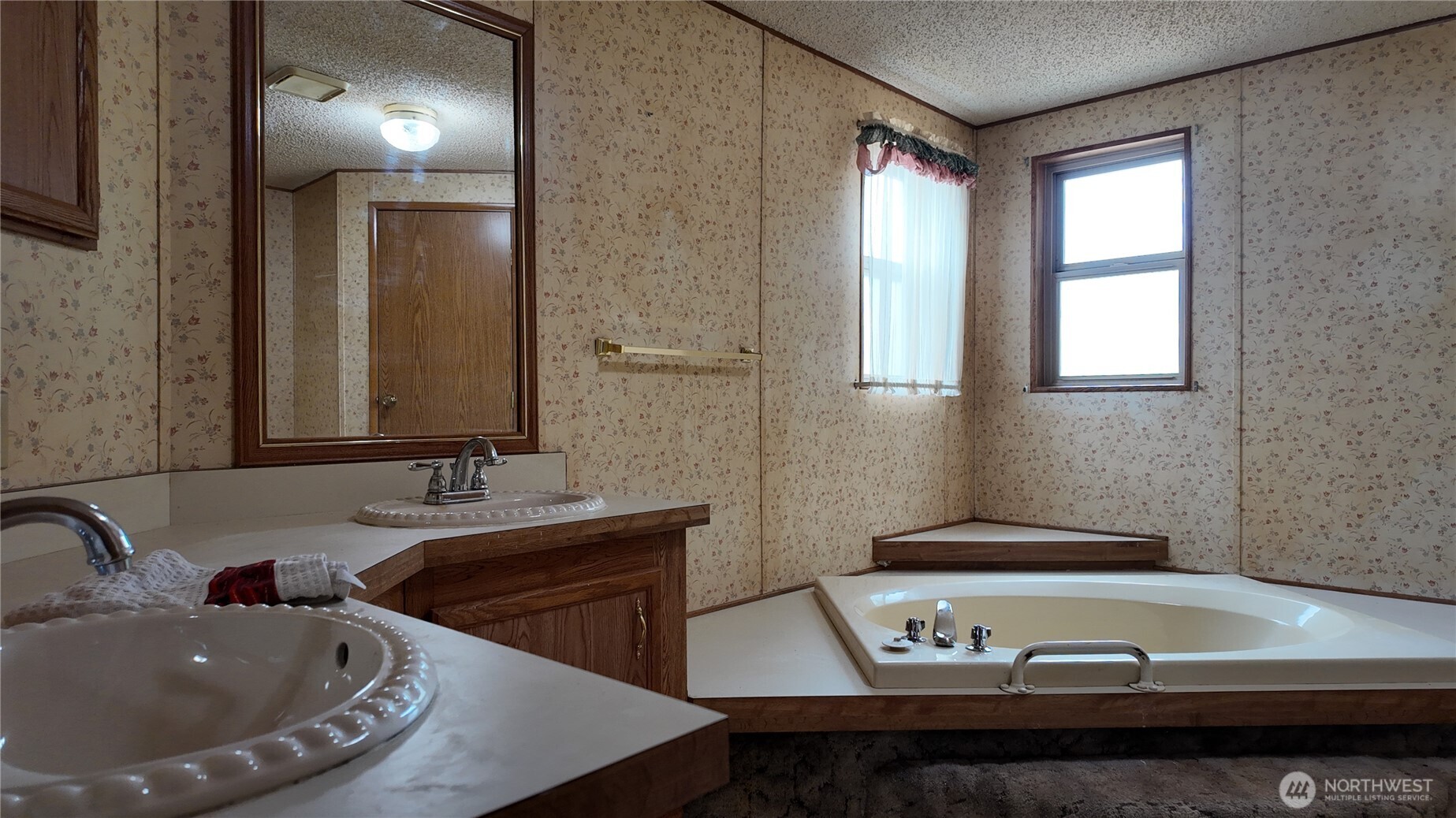 18621 Smokey Point Boulevard Property Photo 23