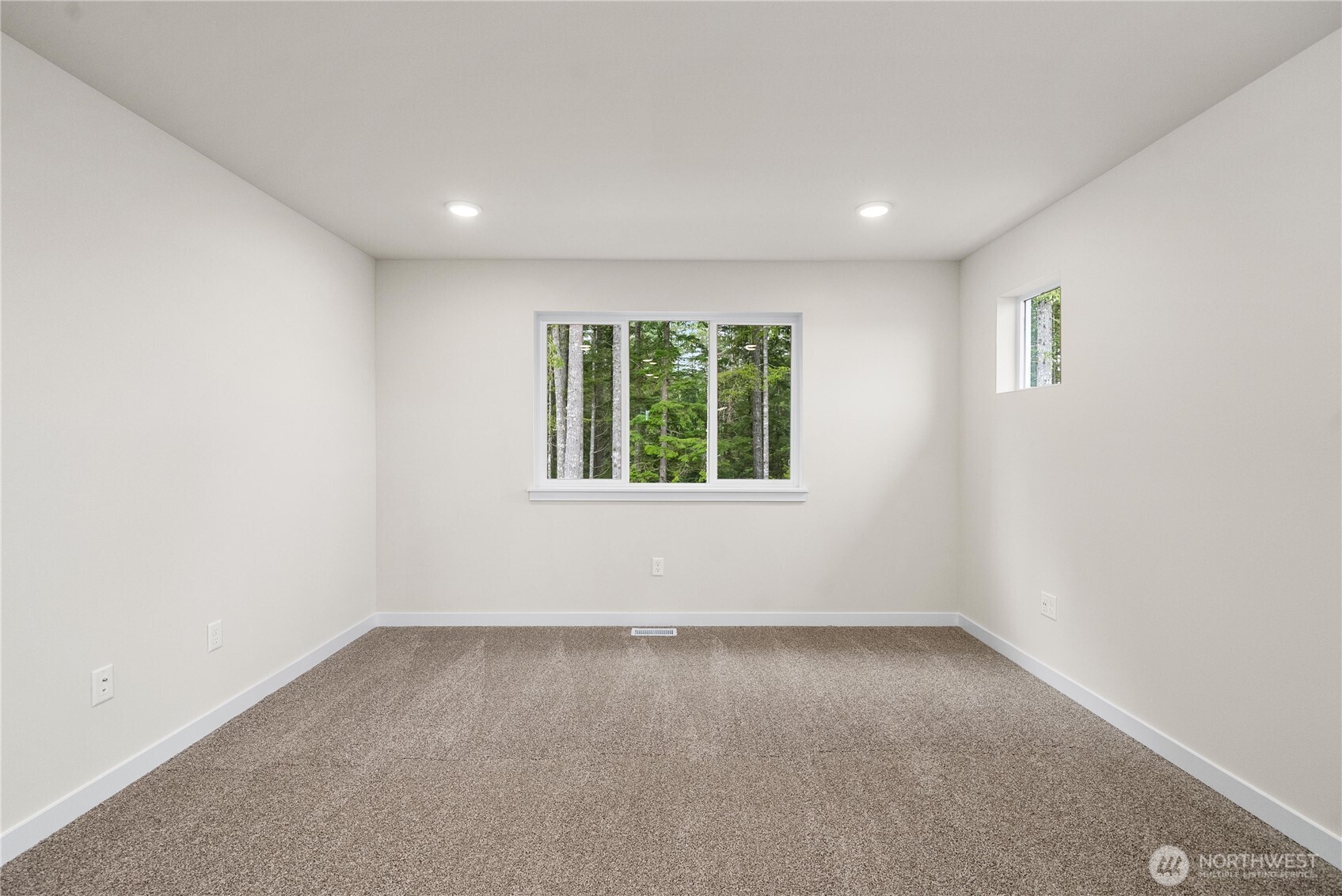 13910 208th Avenue Property Photo 19