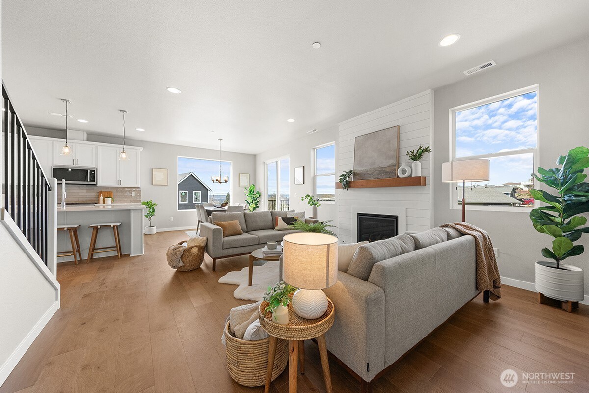 8113 73rd Place Property Photo 17